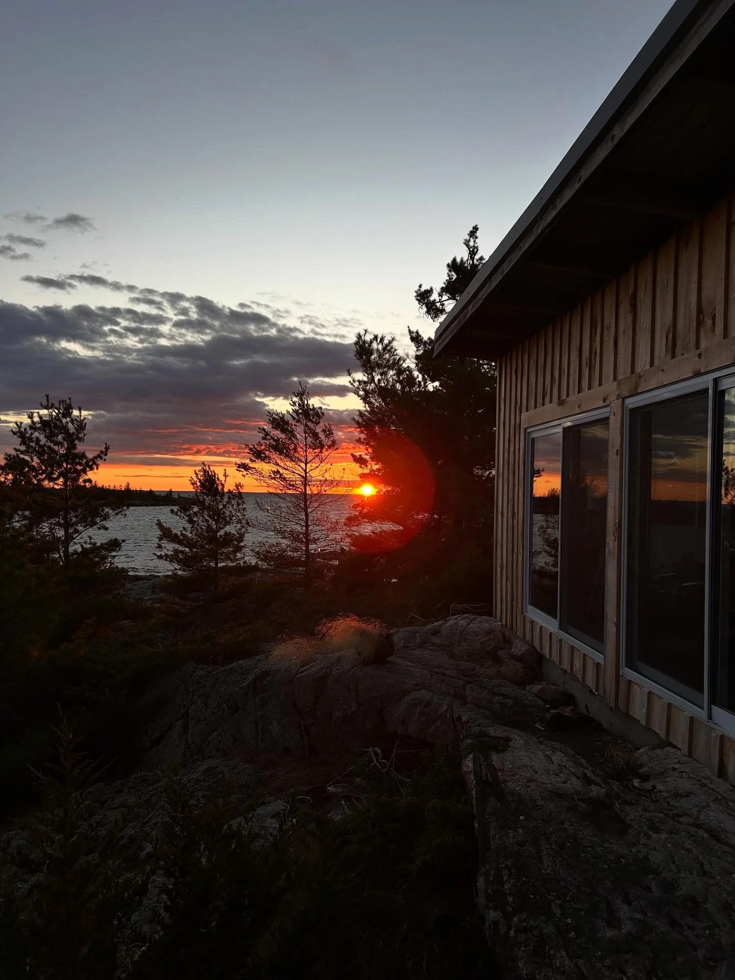 Another cottage season is done and as per usual I&rsquo;m already longing for the lake 😭 here&rsquo;s the last sunset of my stay / our last shore-walk of the year. Expect more art &amp; pottery shortly (maybe even a little shop update this month?! I