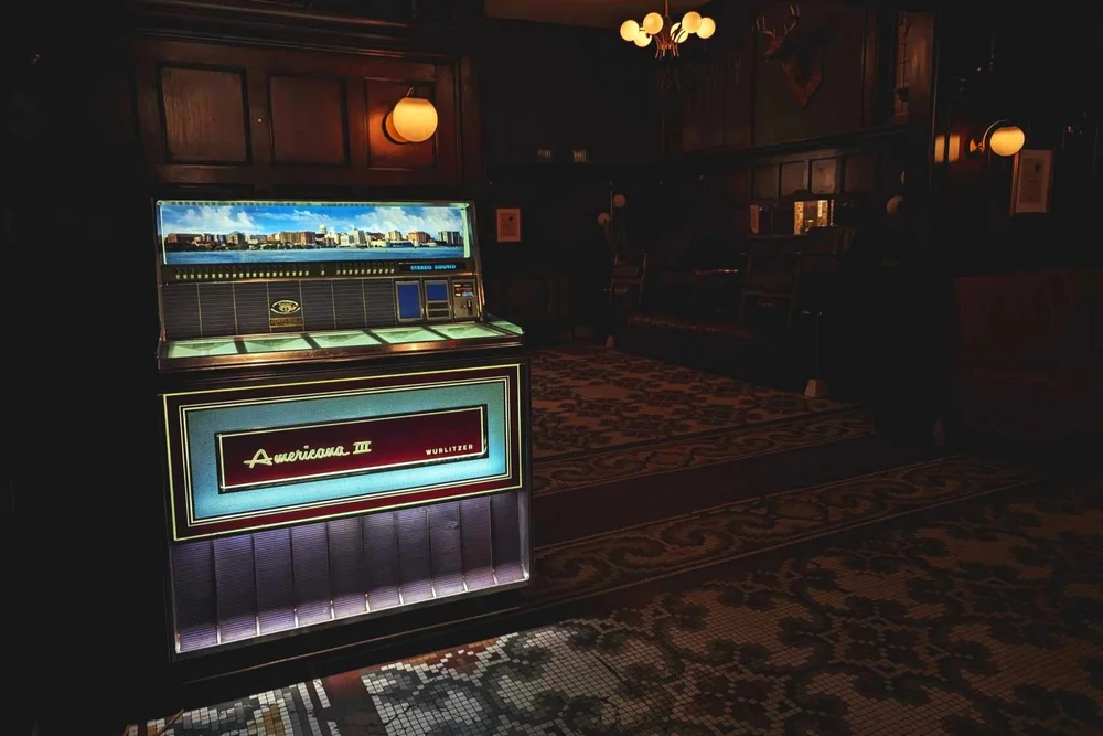 Bar photo 2