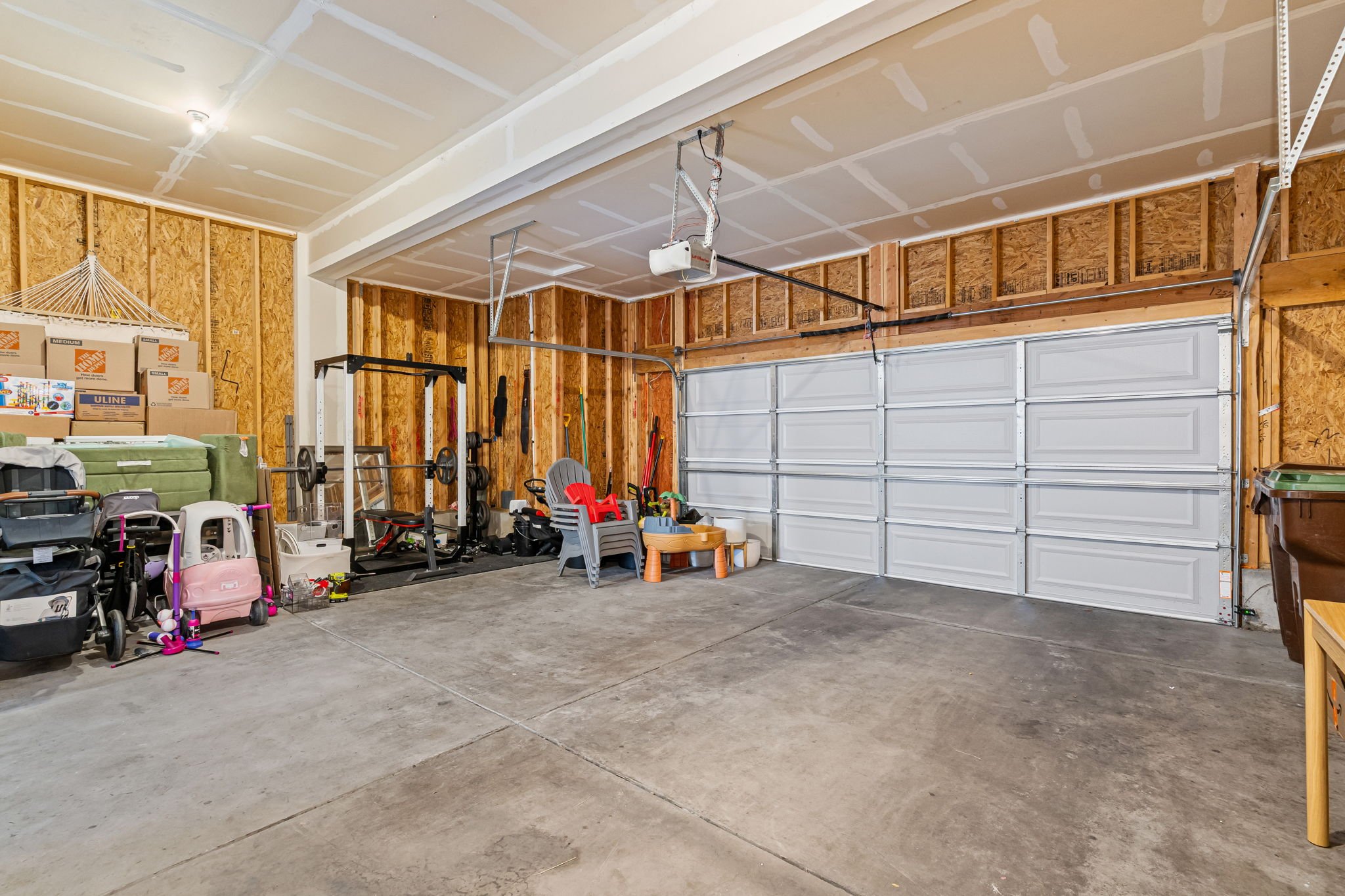 26-web-or-mls-5082 Brule Dr 13.jpg