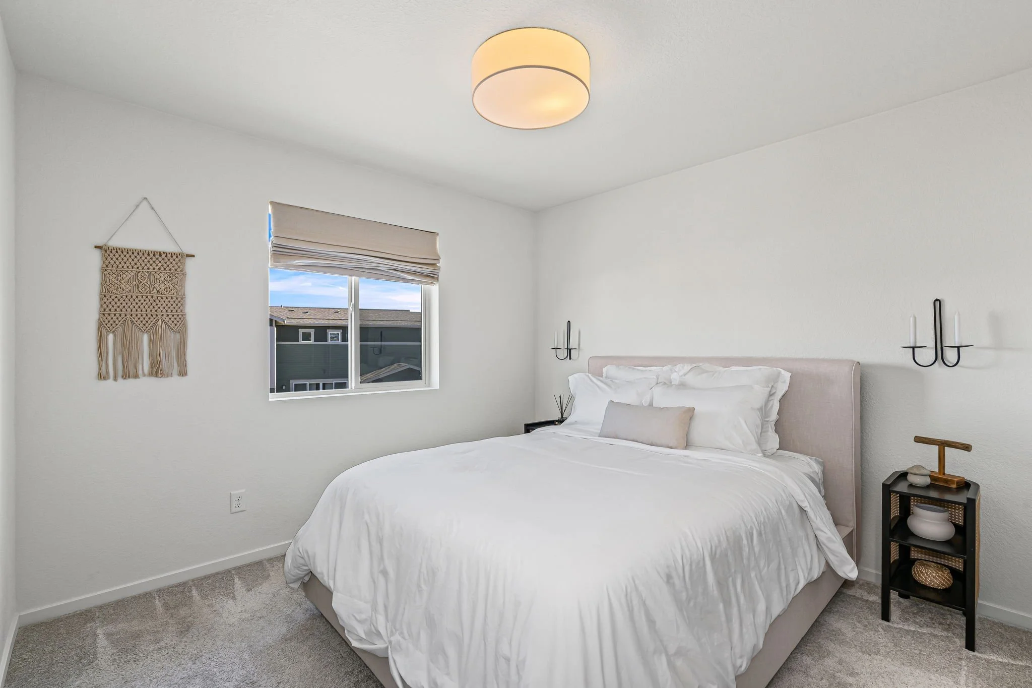 21-web-or-mls-5082 Brule Dr 22.jpg