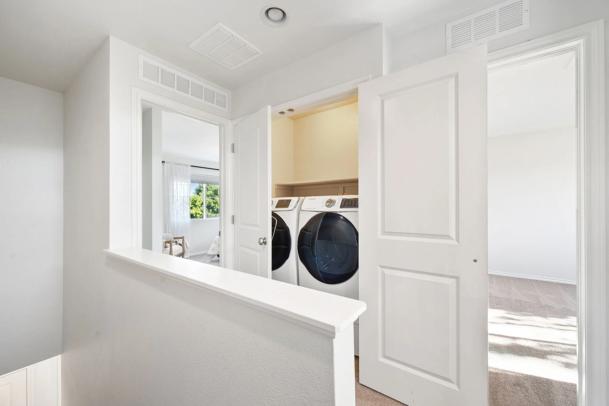 12-web-or-mls-371 Toronto St 12.jpg