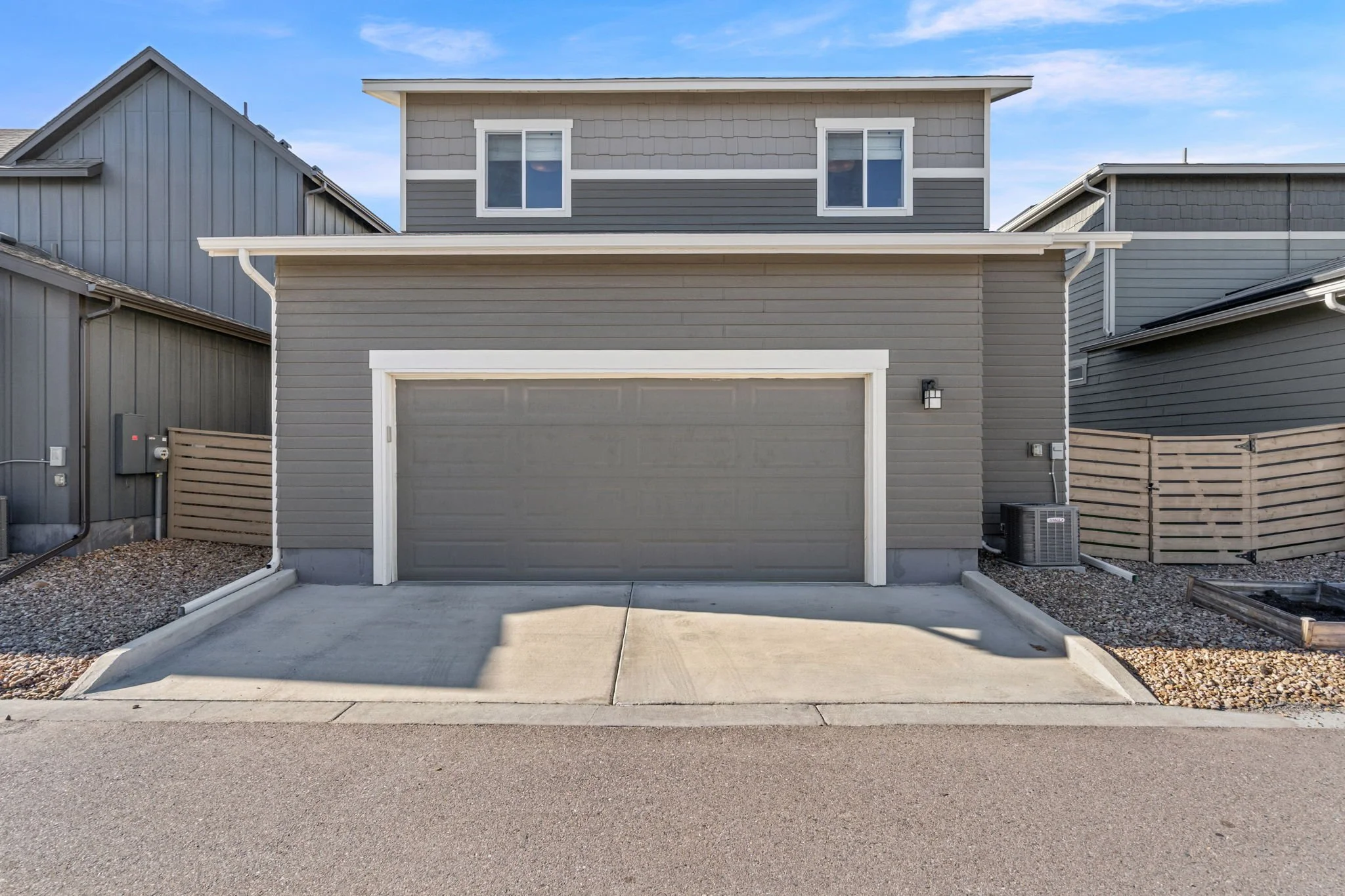 27-web-or-mls-5082 Brule Dr 26.jpg