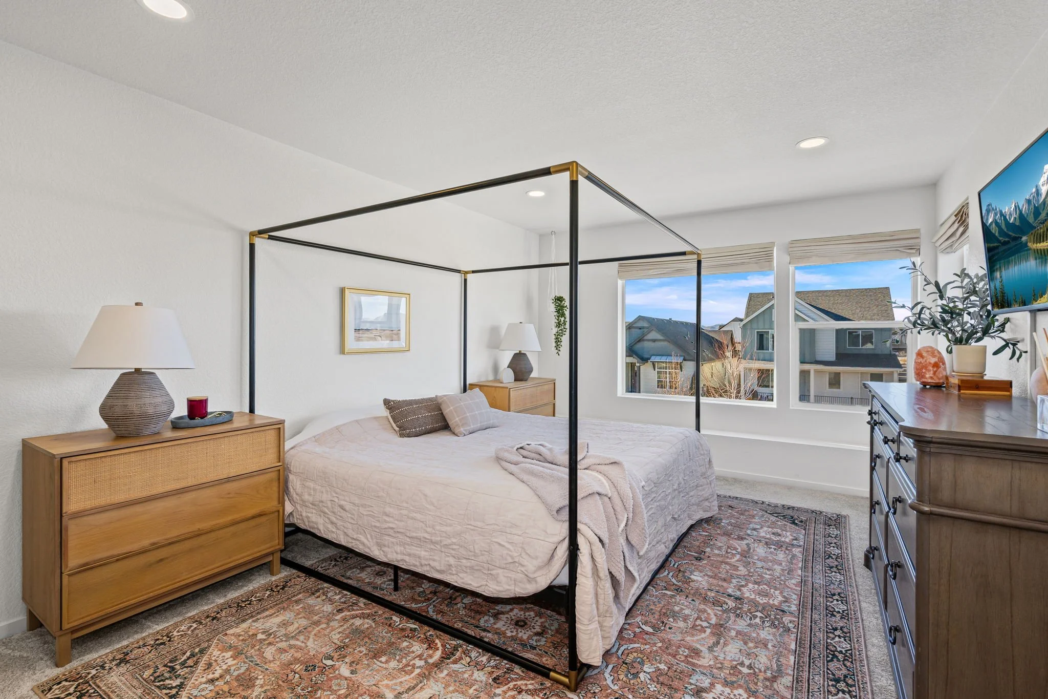 16-web-or-mls-5082 Brule Dr 16.jpg