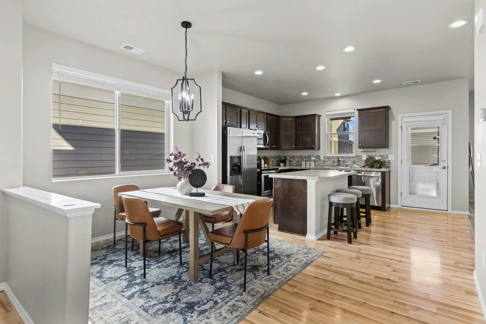 4-web-or-mls-1956 Mackinac St 4.jpg