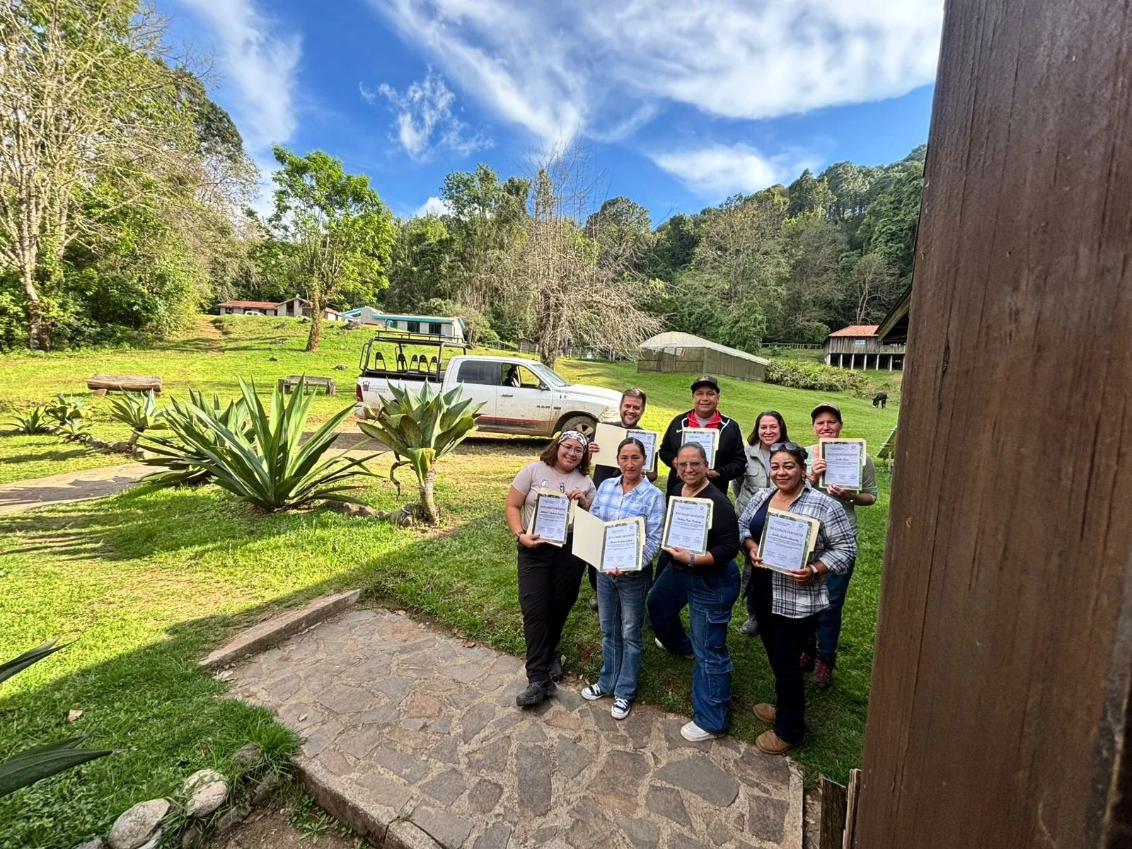 Encuentro con las Aves: A birding workshop for educators