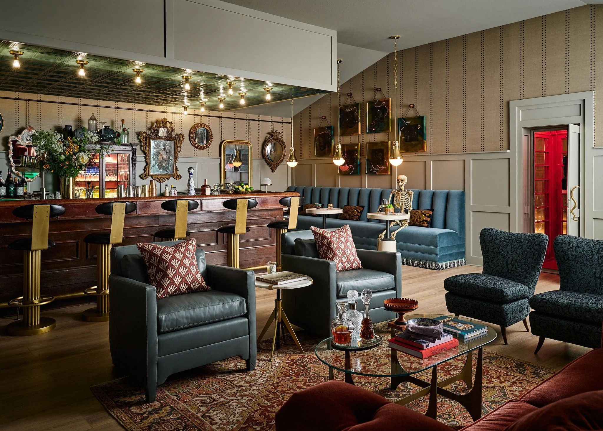 A Guide to Cozy Maximalism in Interior Design