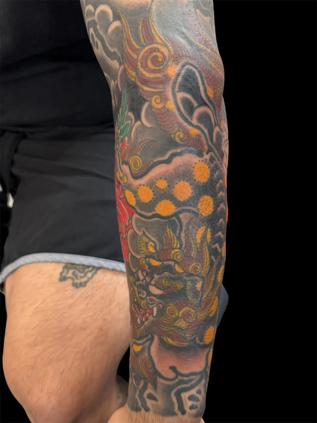Done by @rodrigo_canteras at Elm Street Tattoo. Walk-ins and appointments available til 12:00 AM daily.  Click the link in his bio to get an appointment or more info!  In the works&hellip;. @elmstreettattoo  #chichi #botan #karajishibotan #tattoo #oz