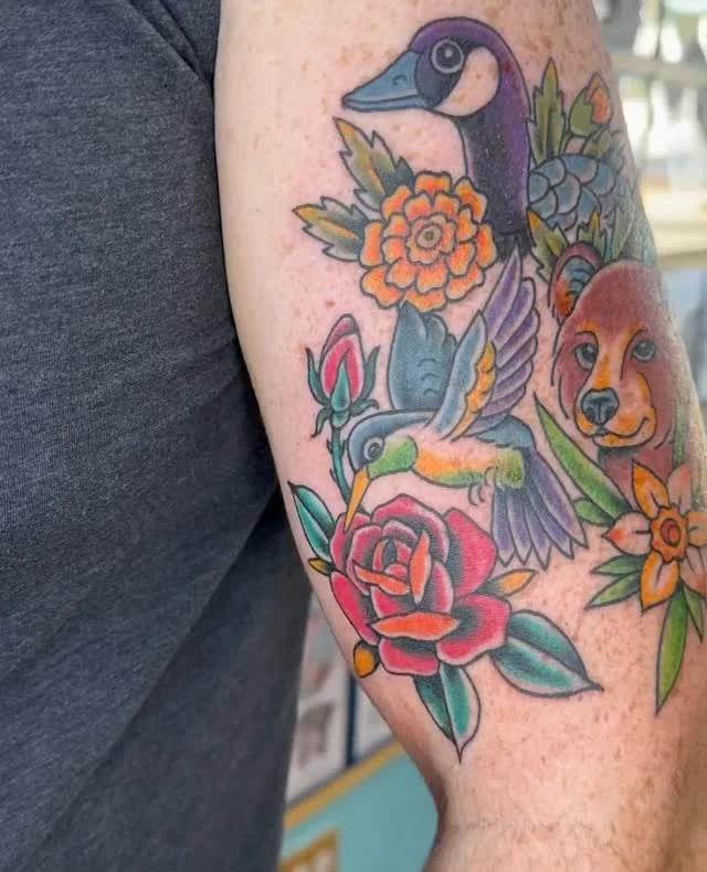 From @luluvantuckett at our @heartinhand_lg and #elmstreettattoo locations⁠
.⁠
Some critters and birth flowers for Nicks 3 daughters. Thanks Nick!