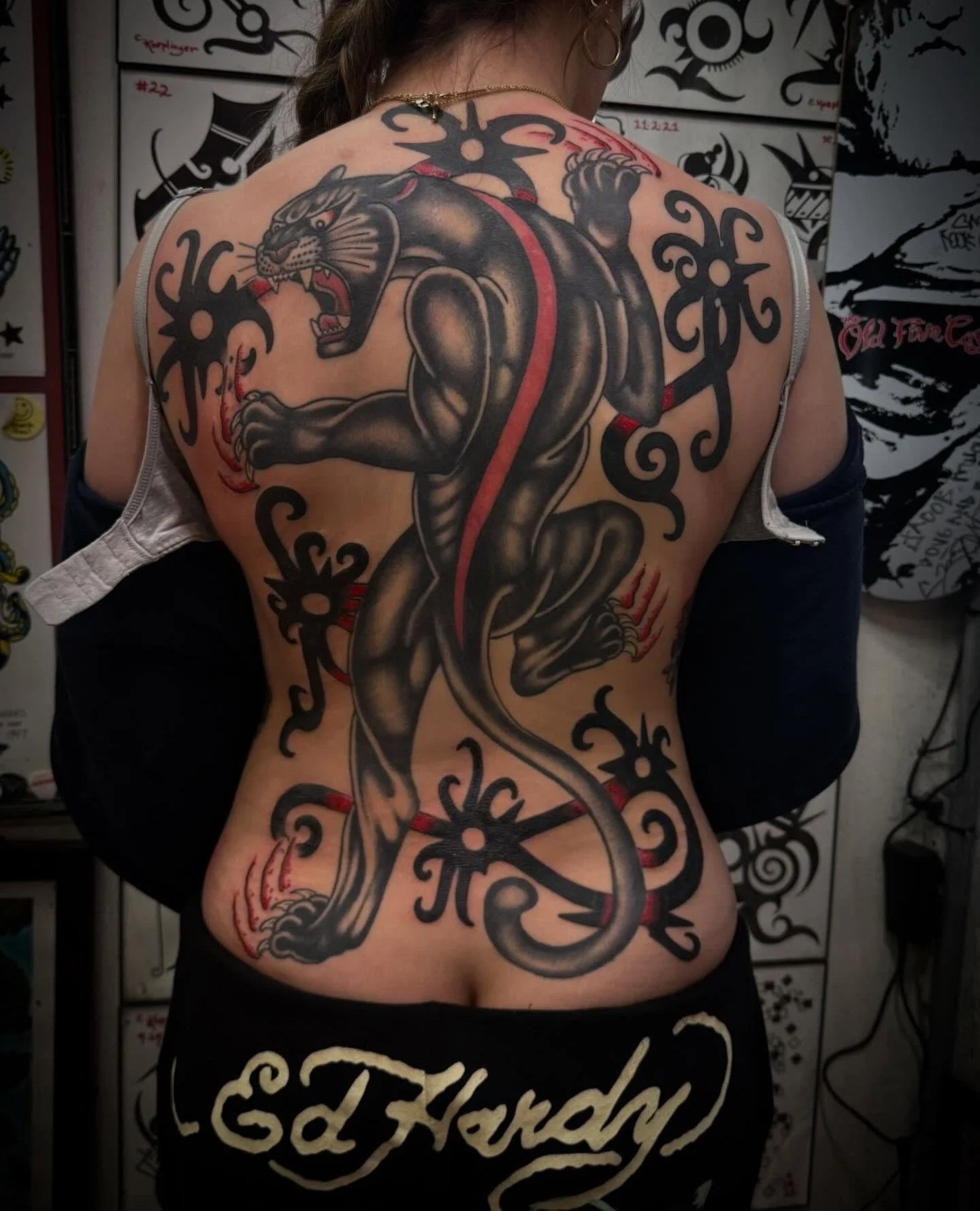 Done by @jacobyoungtattoo at #ElmStreetTattoo #DallasTexas #DeepEllum⁠
⁠
Contact: https://www.jacobyoungtattoo.com/book or DM⁠
⁠
Tangled Panther. Done elmstreettattoo DM or visit Link in Bio to book.⁠
⁠
#panthertattoos #backpiece #tribaltattooing