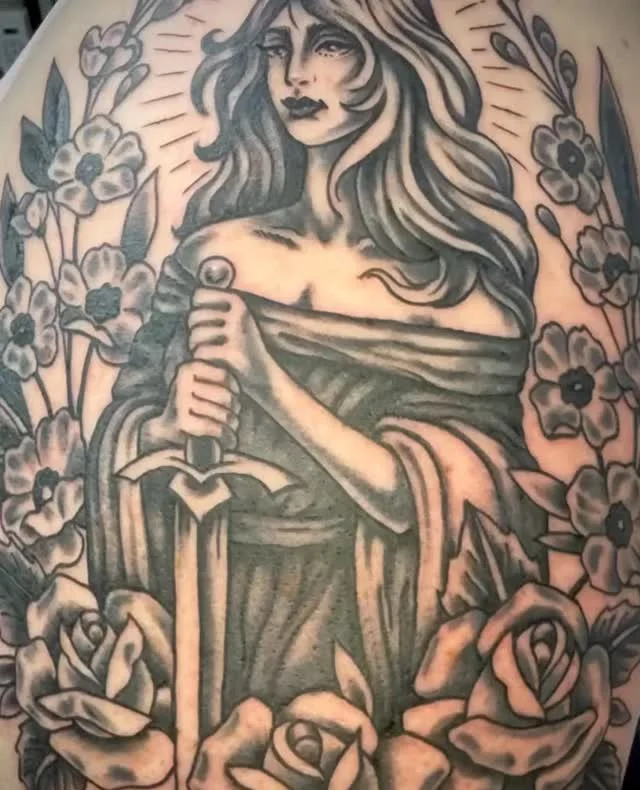 Done by @luluvantuckett who works at both #ElmStreetTattoo in #DeepEllum and @heartinhand_lg on #LowerGreenvilleAvenue⁠
Contact: www.luluvantuckett.com for bookings⁠
⁠
Thanks Brittani! This one was fun. Stoked for the next one.⁠