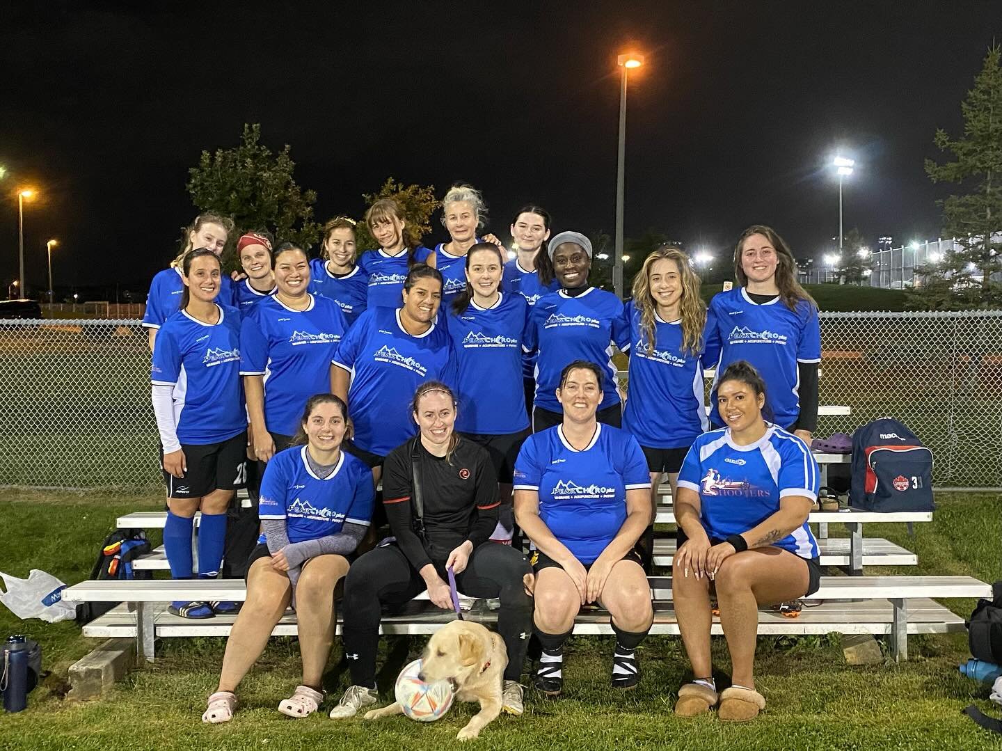 Soccer, sunshine, teammates who turn into friends (and sometimes dogs)? Yes please.
Our outdoor season is all about connection, competition, and good vibes—on and off the pitch. Whether you’re rallying your squad or signing up solo, you&