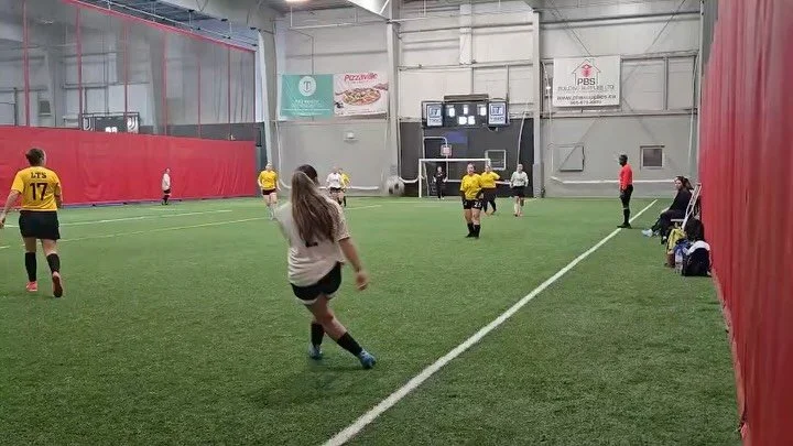 Some video highlights from an action packed Monday night this week!⚽️

#Ladyshootersvaughan #Ladyshooterssoccer