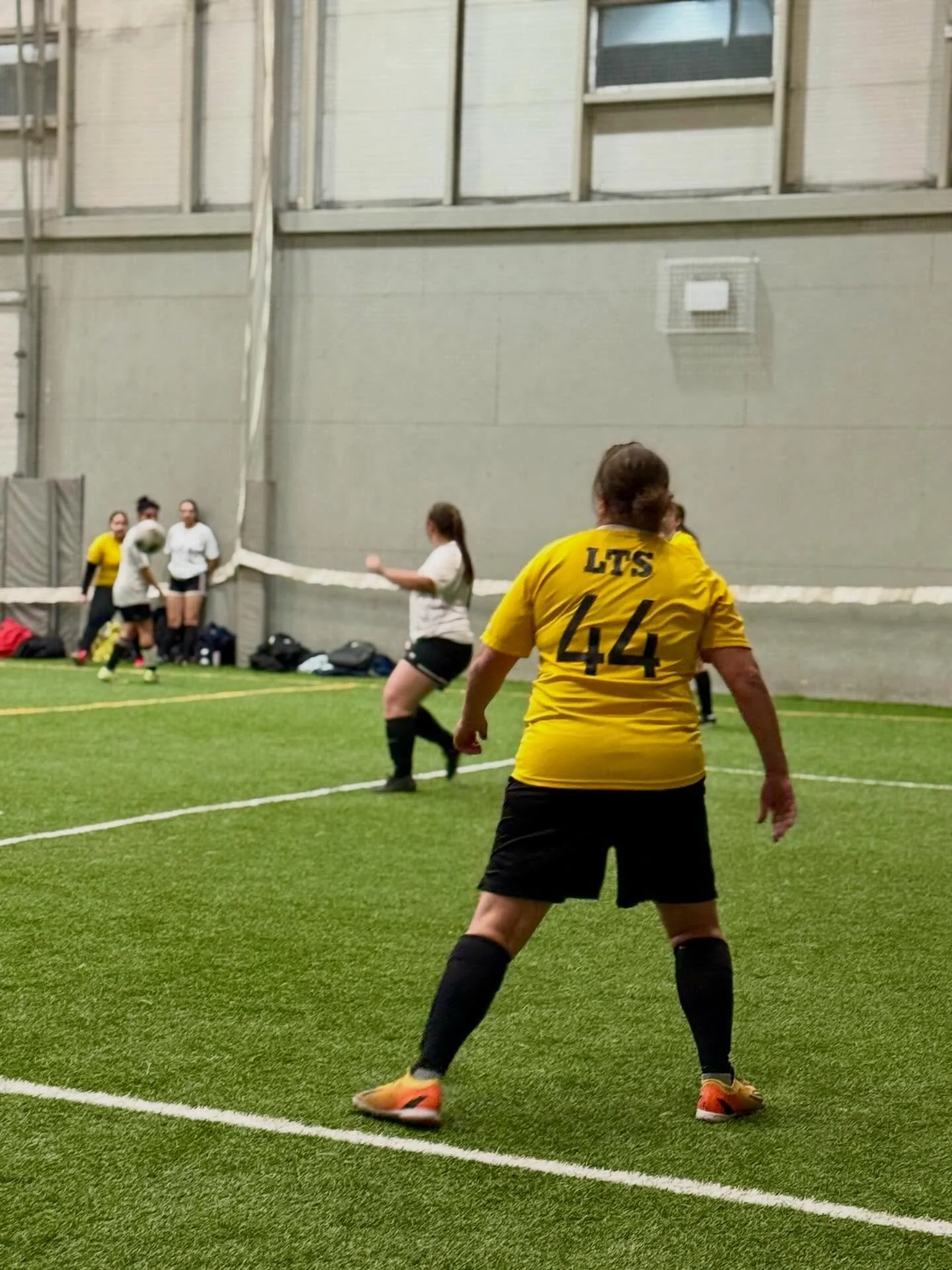 Highlights from the last Monday night before the holiday break! ⚽️

#Ladyshootersvaughan #Ladyshooterssoccer