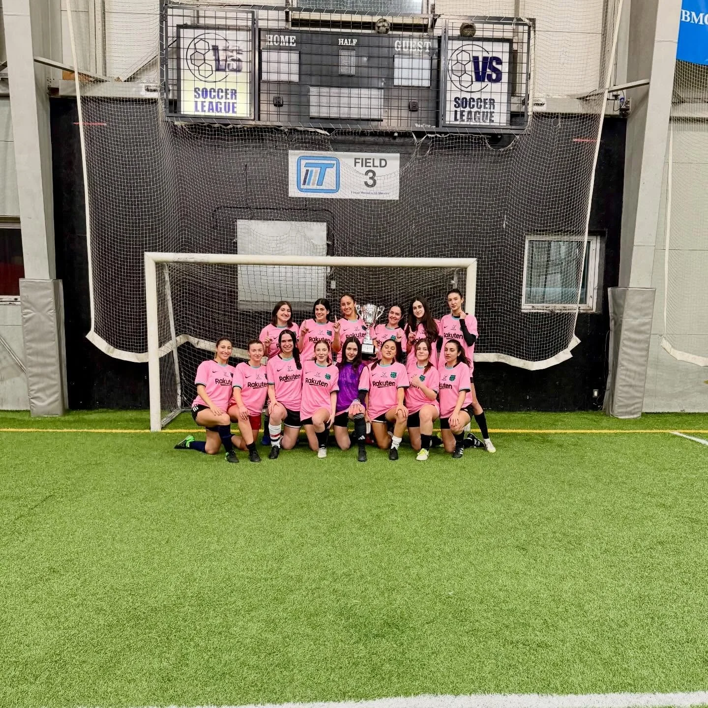 Congratulations to our 2026 Session 1 Division 2 Indoor Monday night champions - The Mamas!! 🏆 

Shoutout to runner up - Aquaholics!!

#Ladyshootersvaughan  #Ladyshooterssoccer