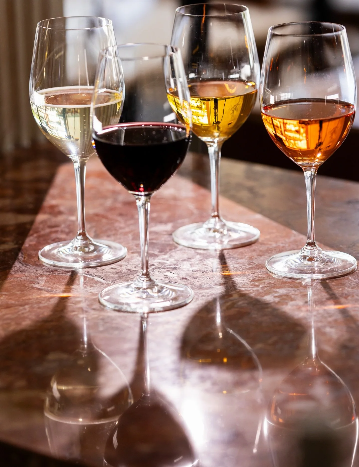 Four glasses is a good start. 🍷

Roman pinsa. Italian wine.

🏛️ ALL ROADS &mdash; Brentwood, Los Angeles.