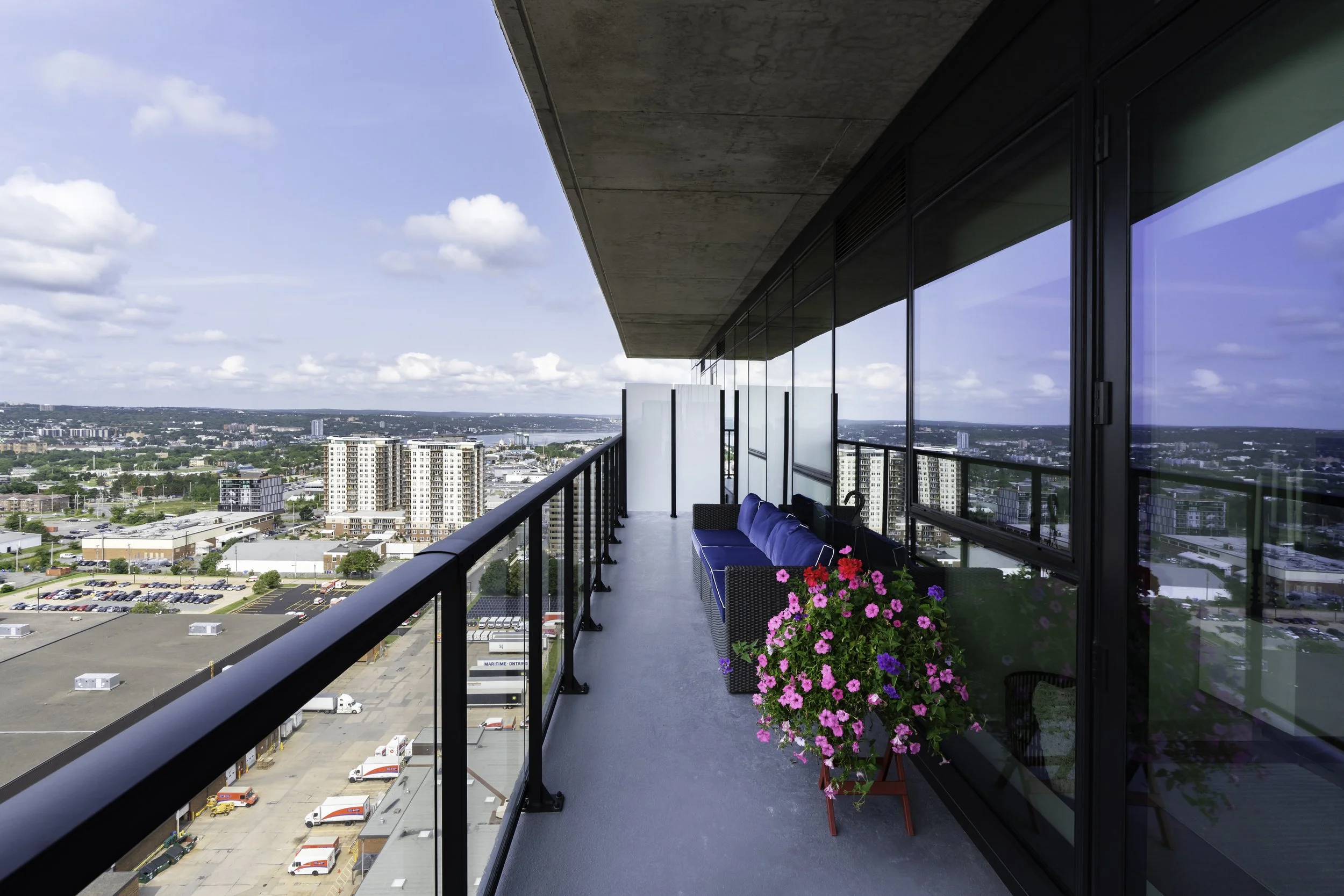 Unit 2211 RY 008.jpg