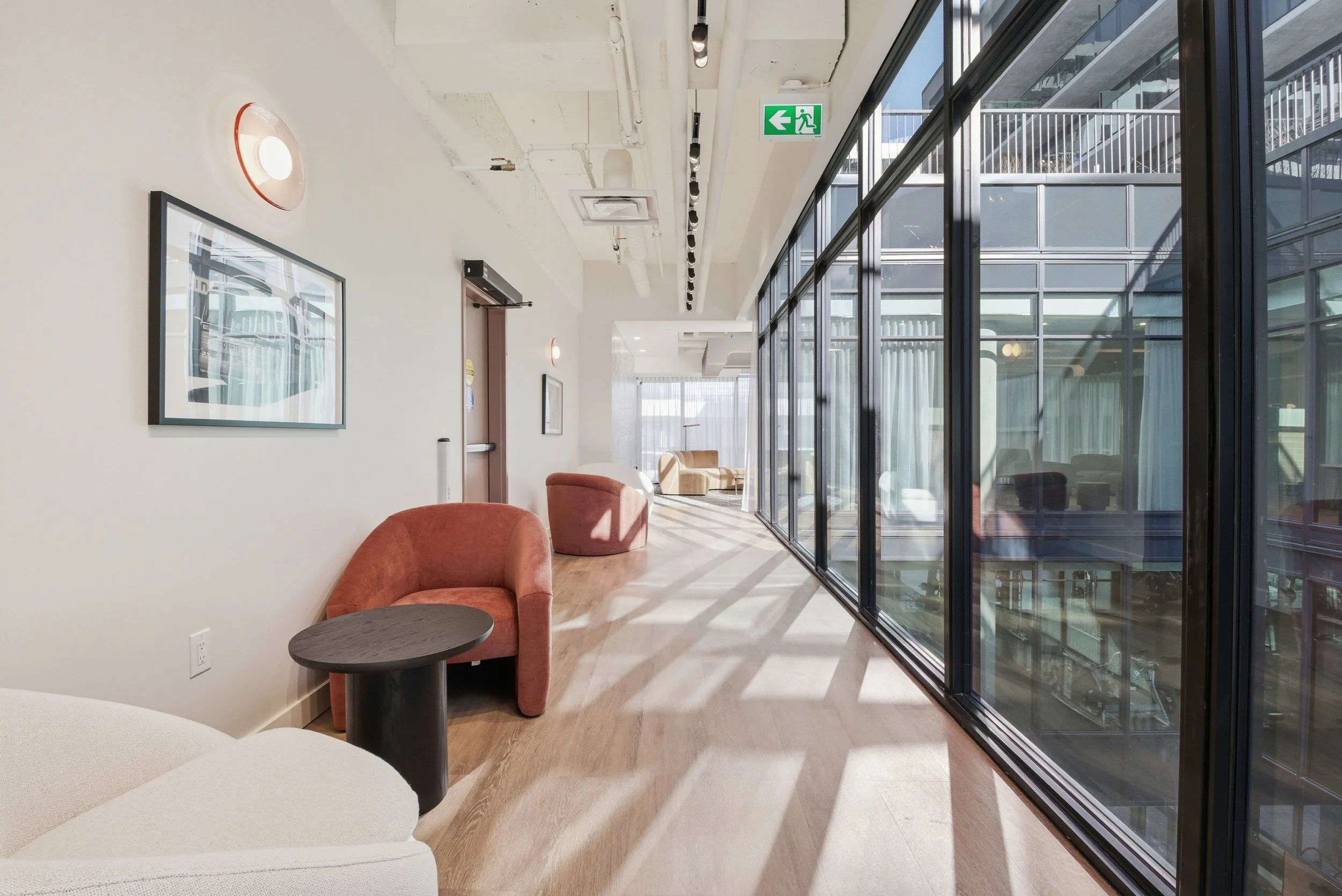 LOUNGE-21.jpg