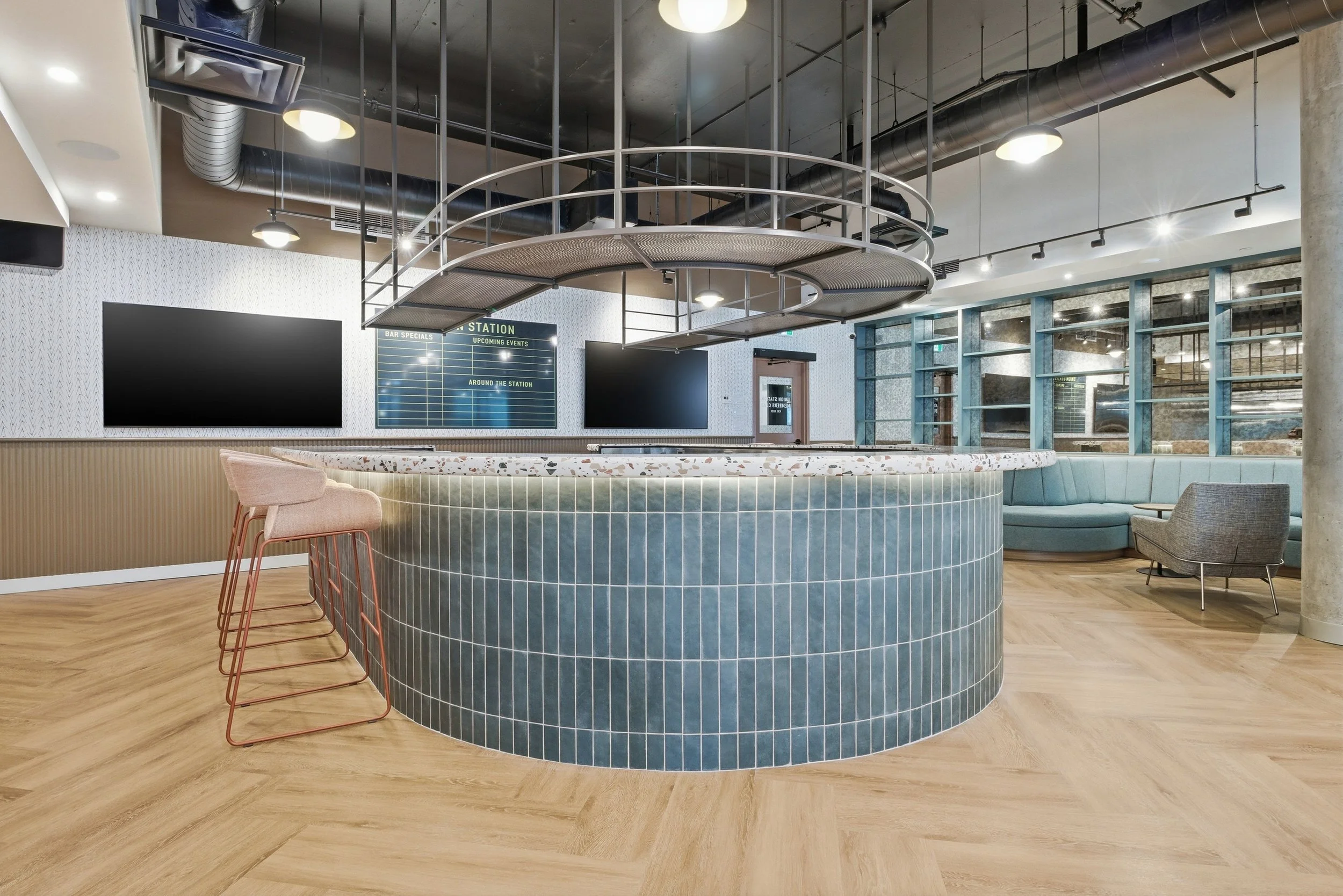 LOUNGE-11.jpg