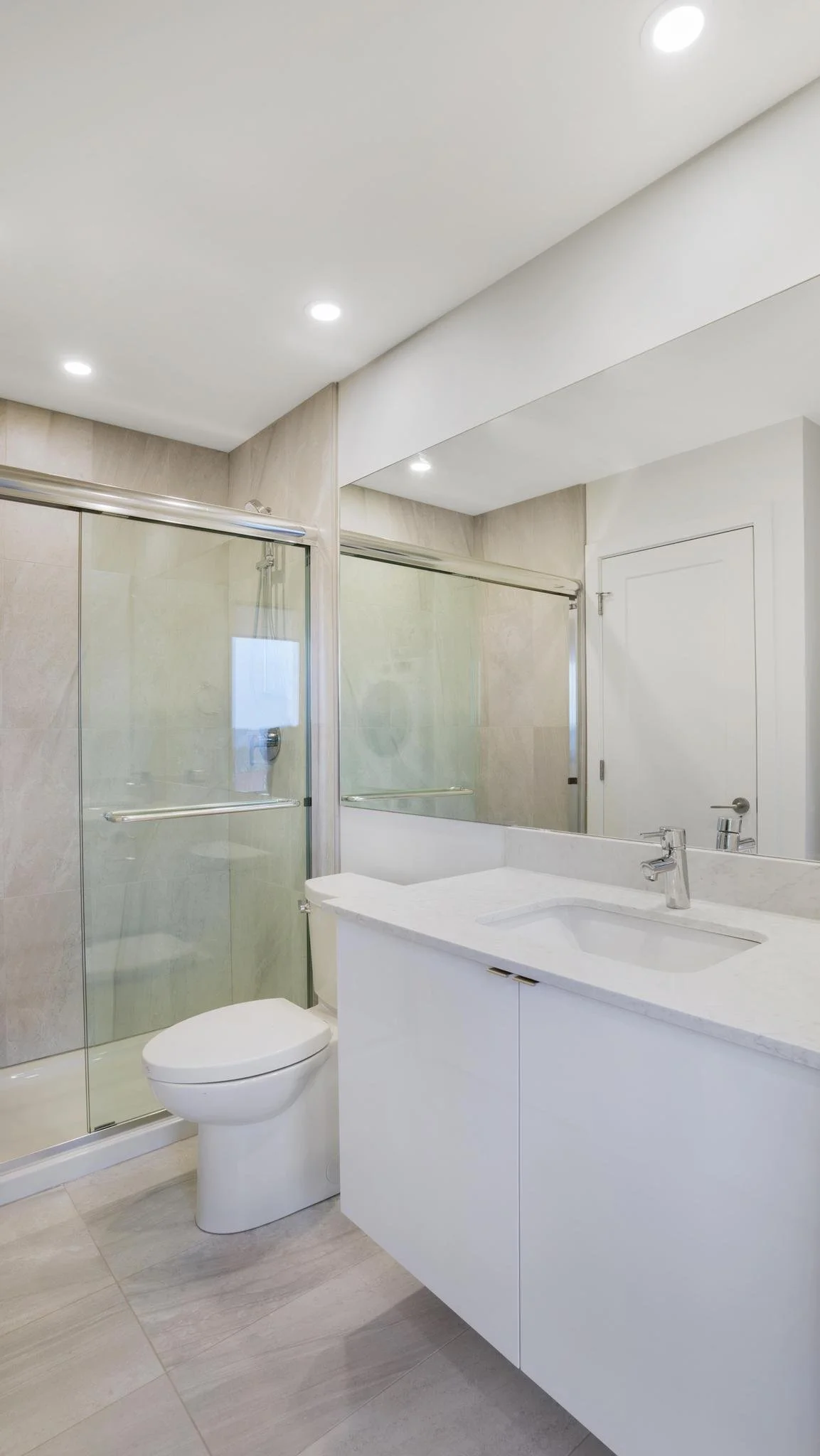 6100 Almon apt-1107-33.jpg