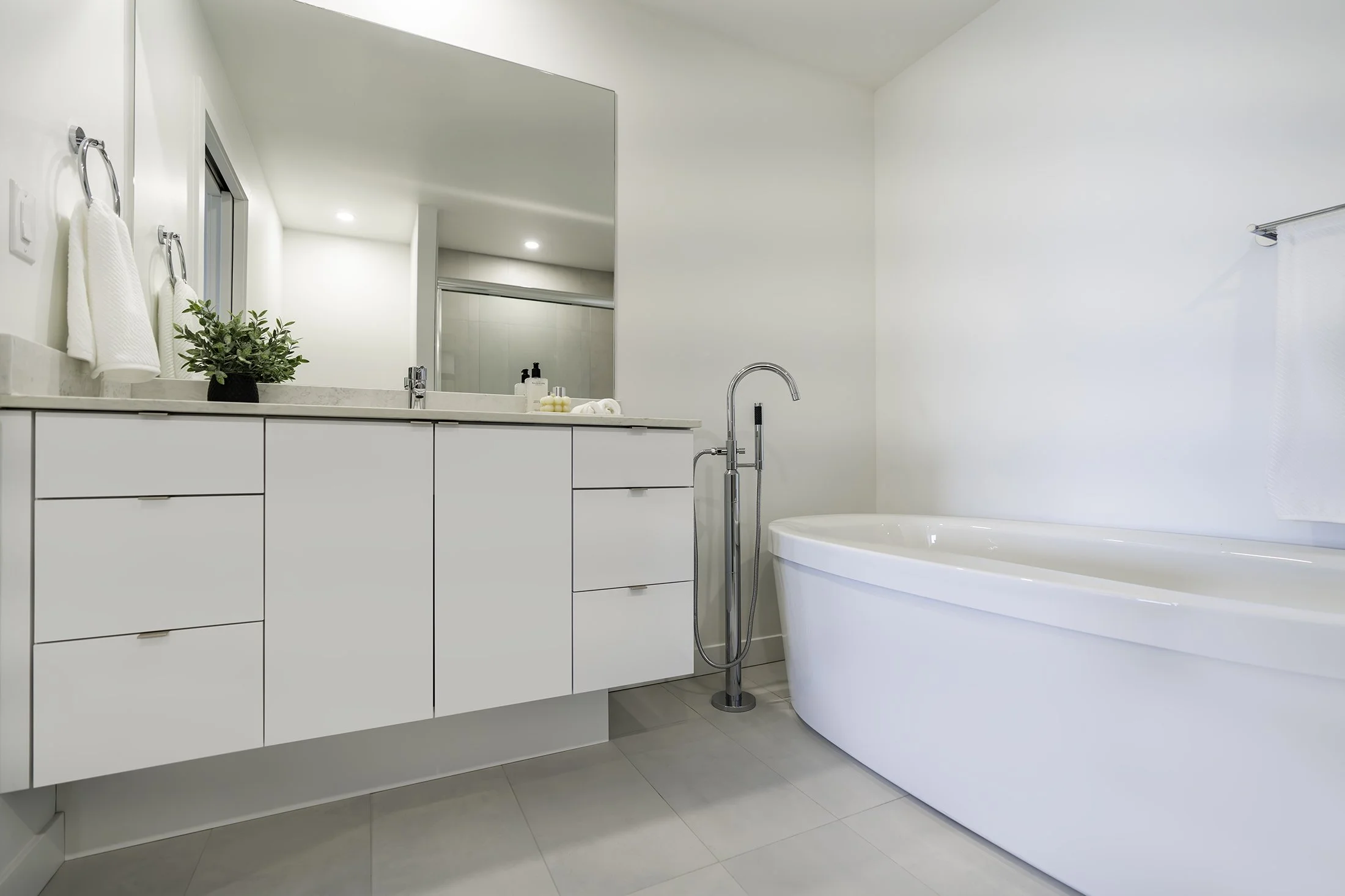 RY Unit 2305 029.jpg