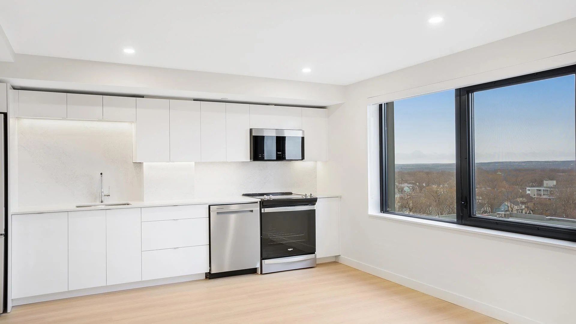 6100 Almon apt-1108-13.jpg