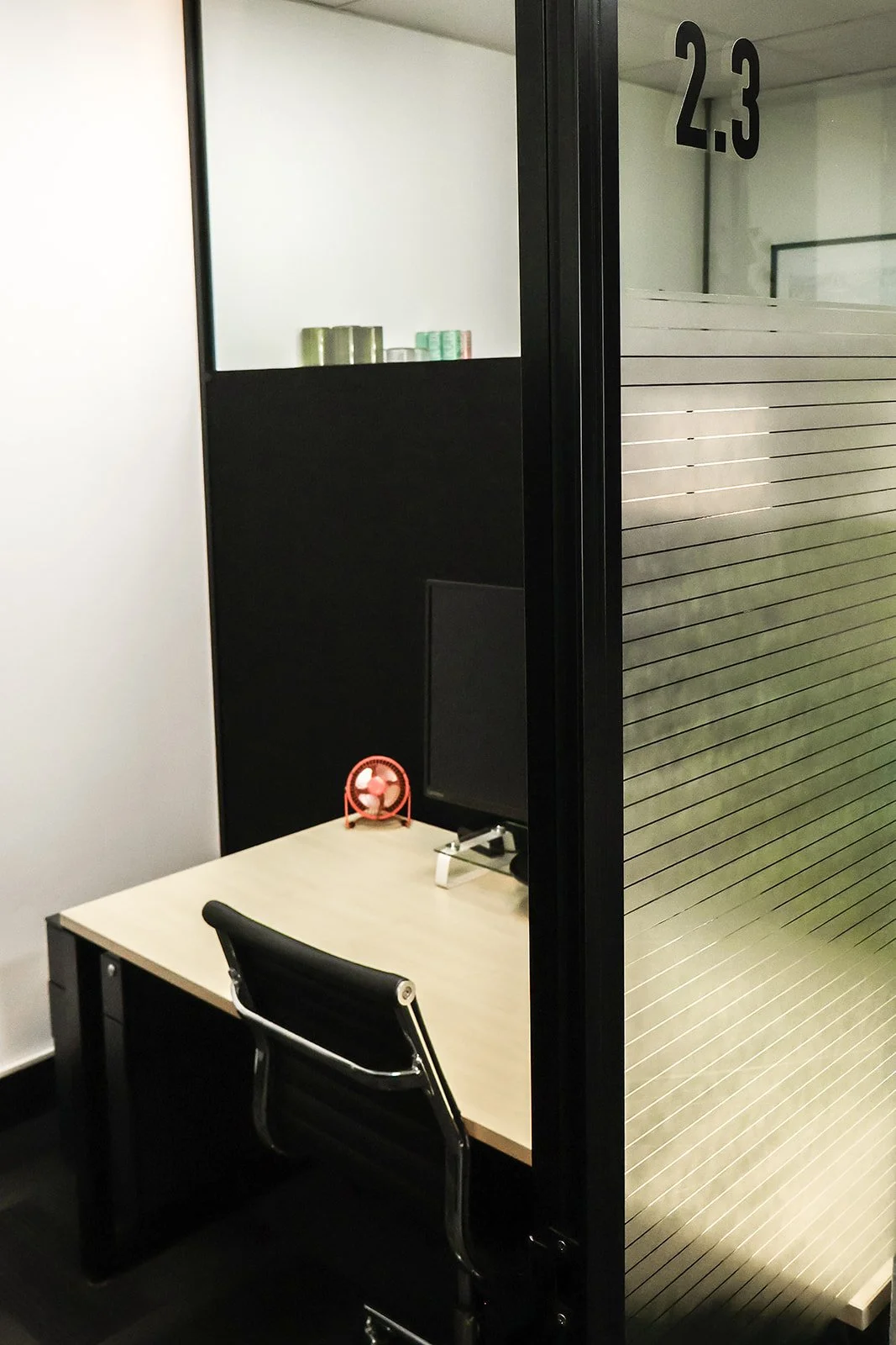 
Suite 2.3 - Private Suite for one

A quiet, light-filled workspace ideal for one person. It’s perfect for focused work, Zoom calls, or simply a peaceful change of scene from home. 

Calm, comfortable, and well-equipped, it’s the ideal place to settl