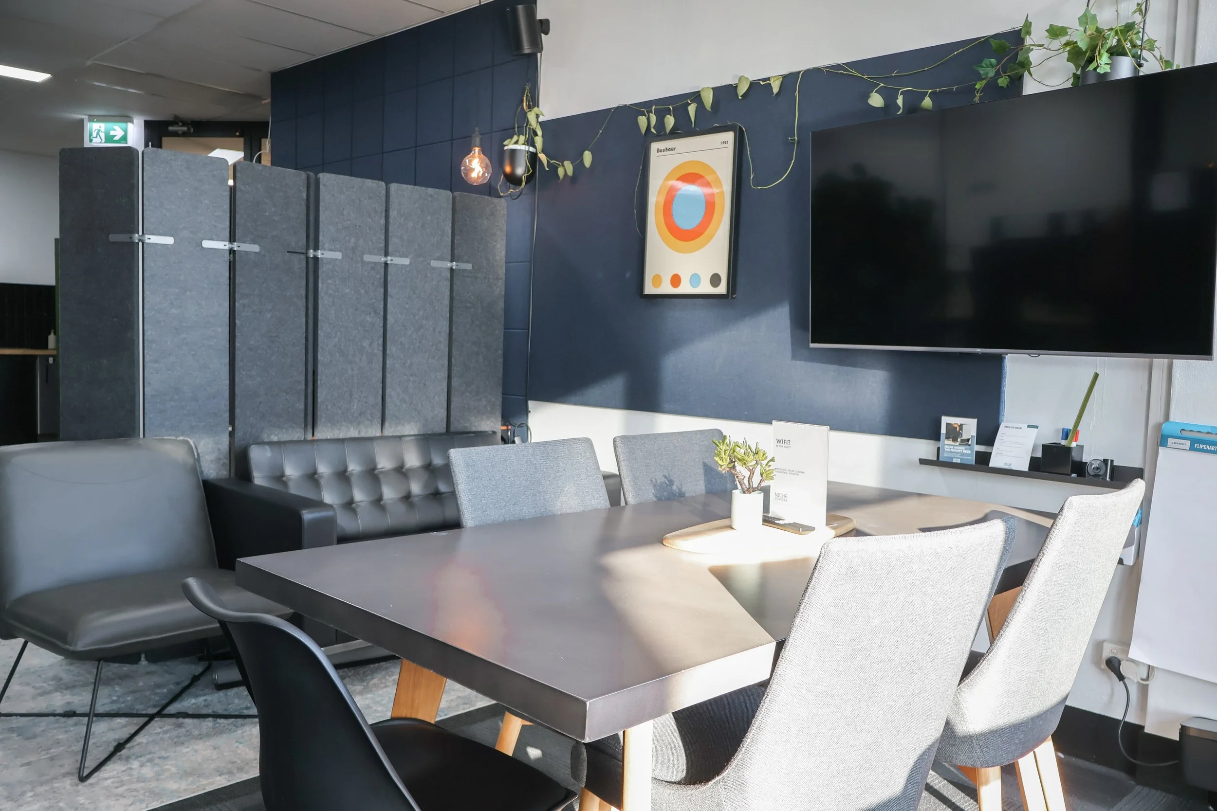 Work Lounge 3.jpg