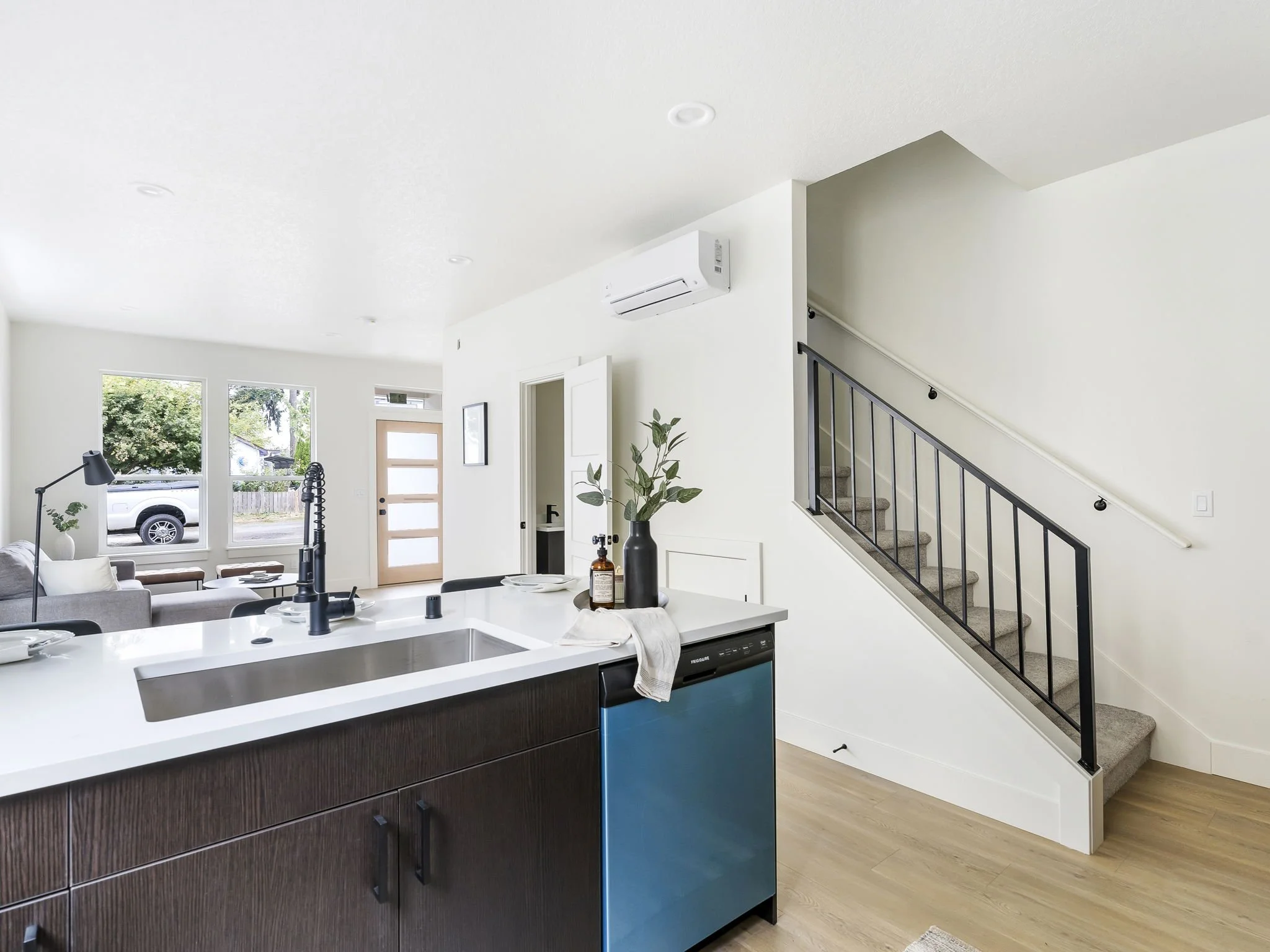 10-web-or-mls-DSC05843 copy.jpg