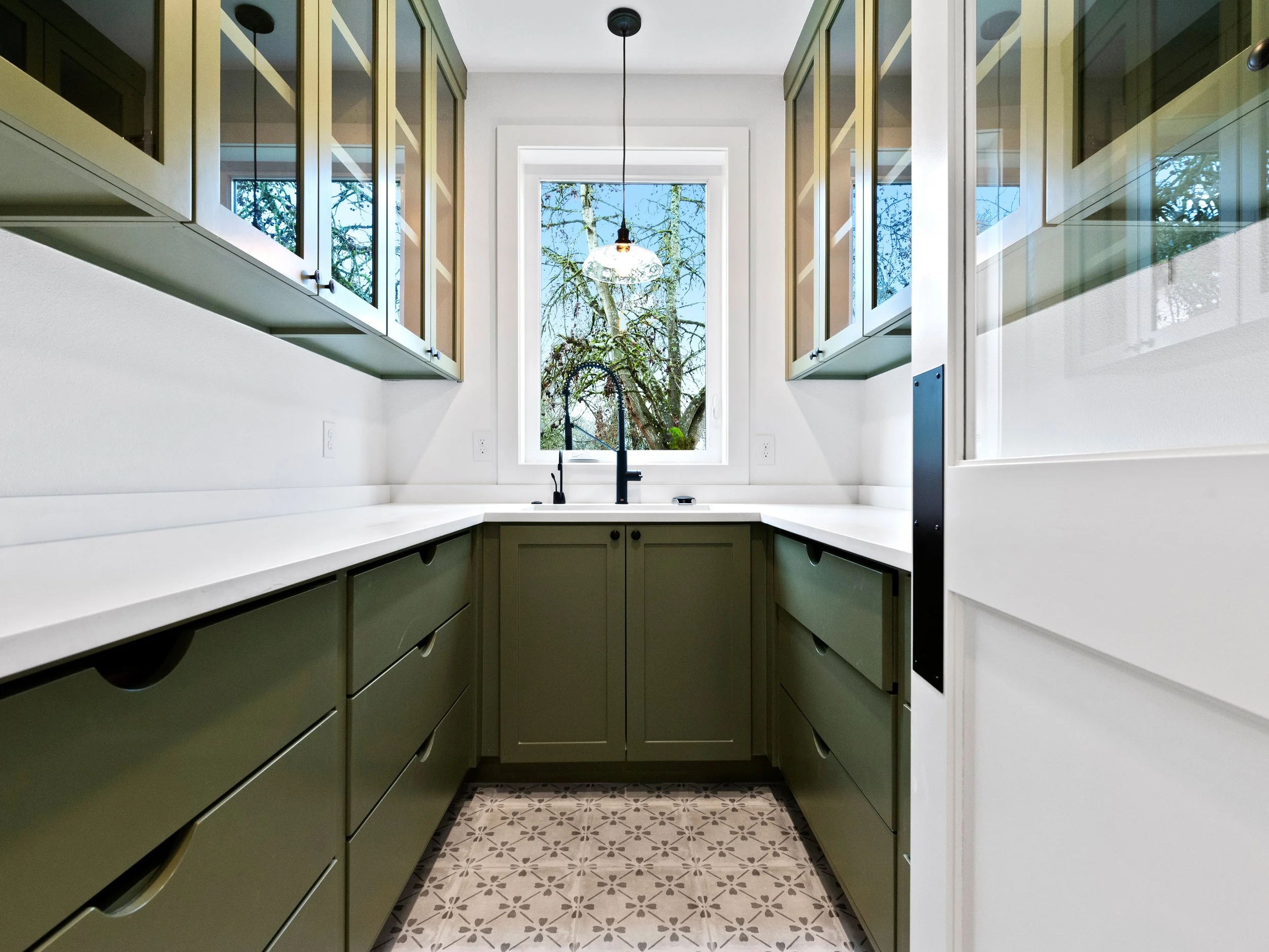 805 NE 146th St-2.JPG