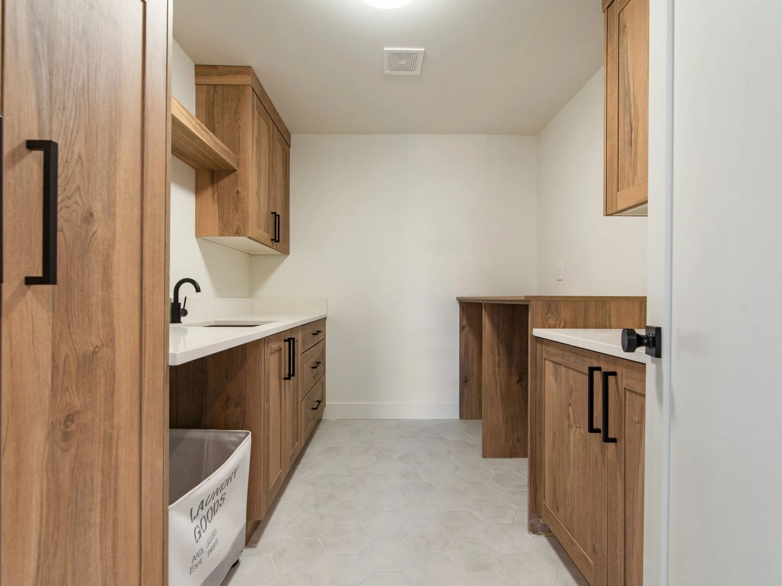 14514 NE 10th Ave (18 of 42).jpg