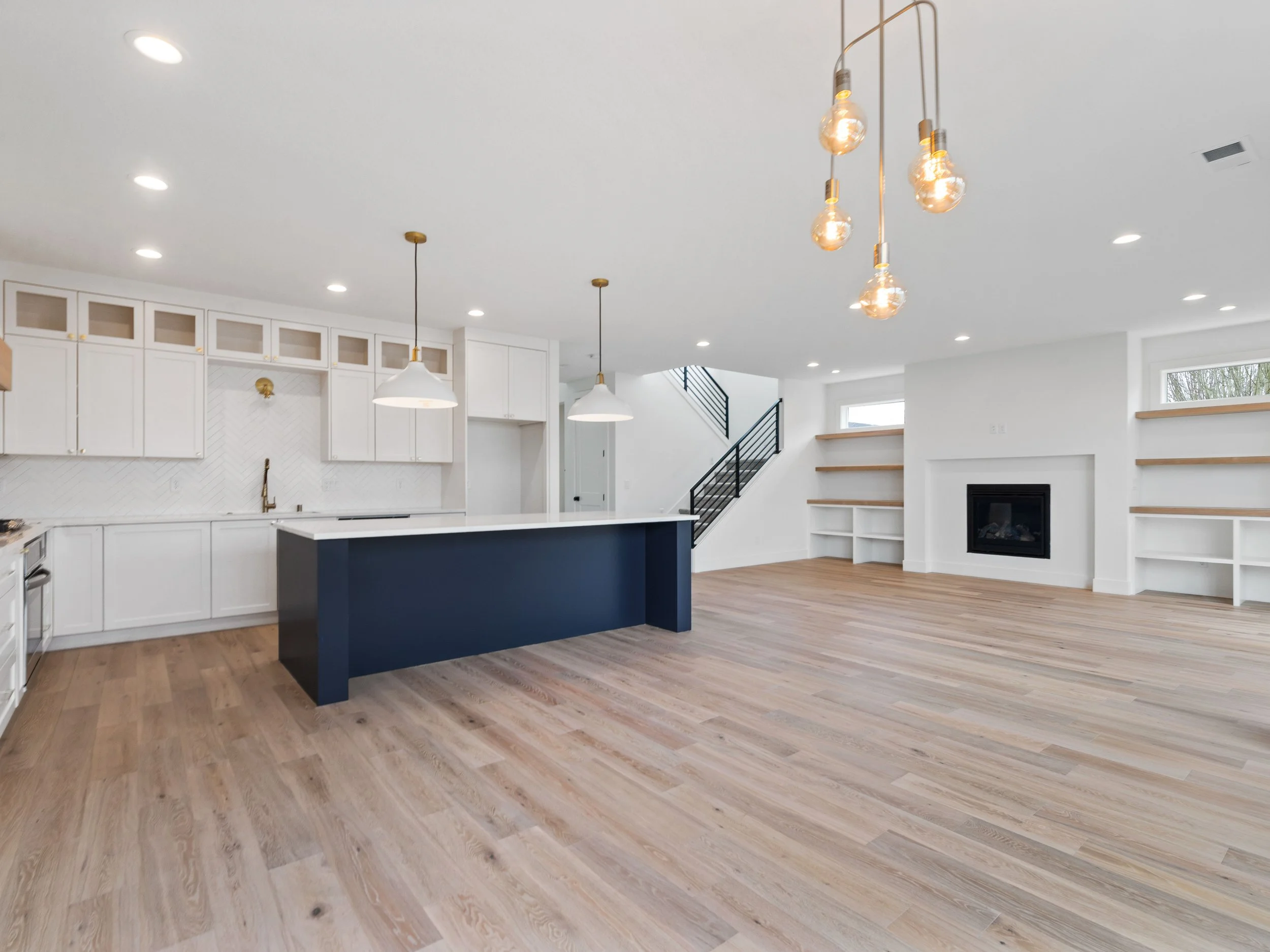 907 NE 146th St (4 of 30).jpg
