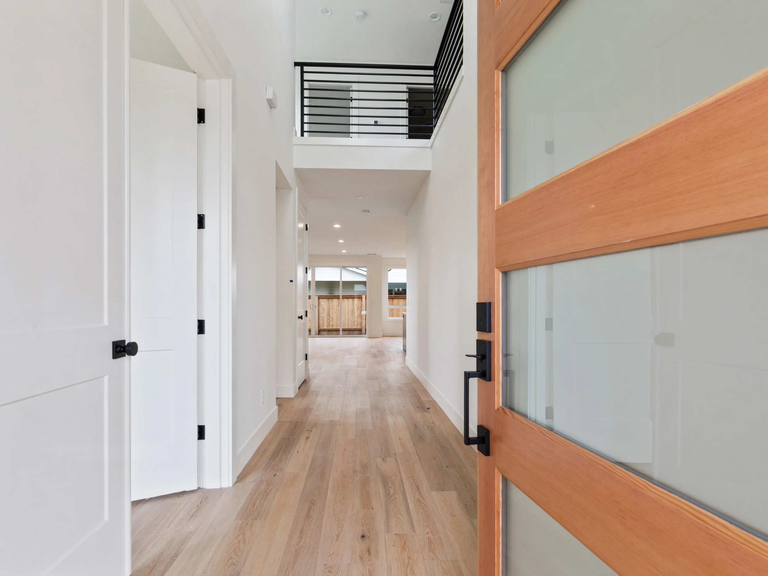 907 NE 146th St (25 of 30).jpg