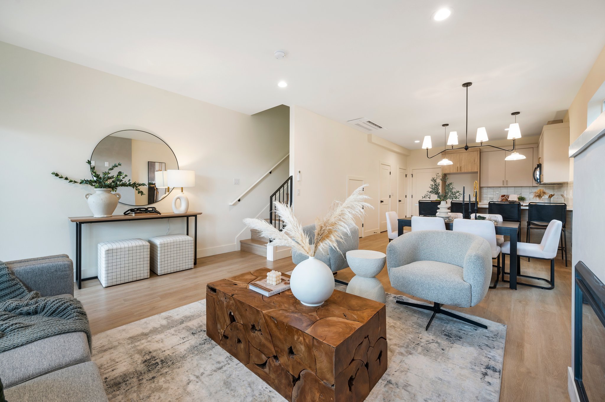 47-web-or-mls-104 E 30th St-45.jpg