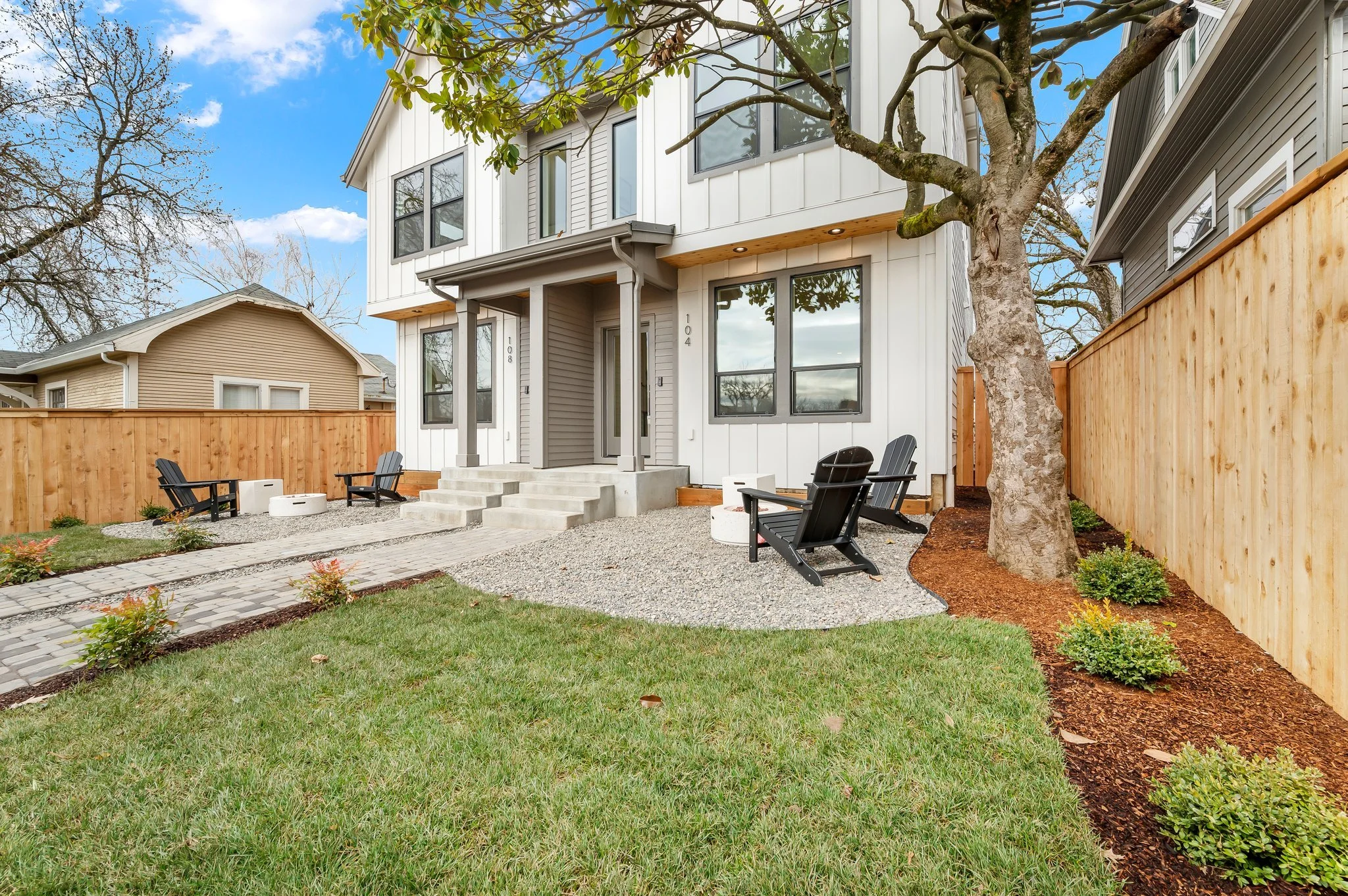 60-web-or-mls-104 E 30th St-83.jpg