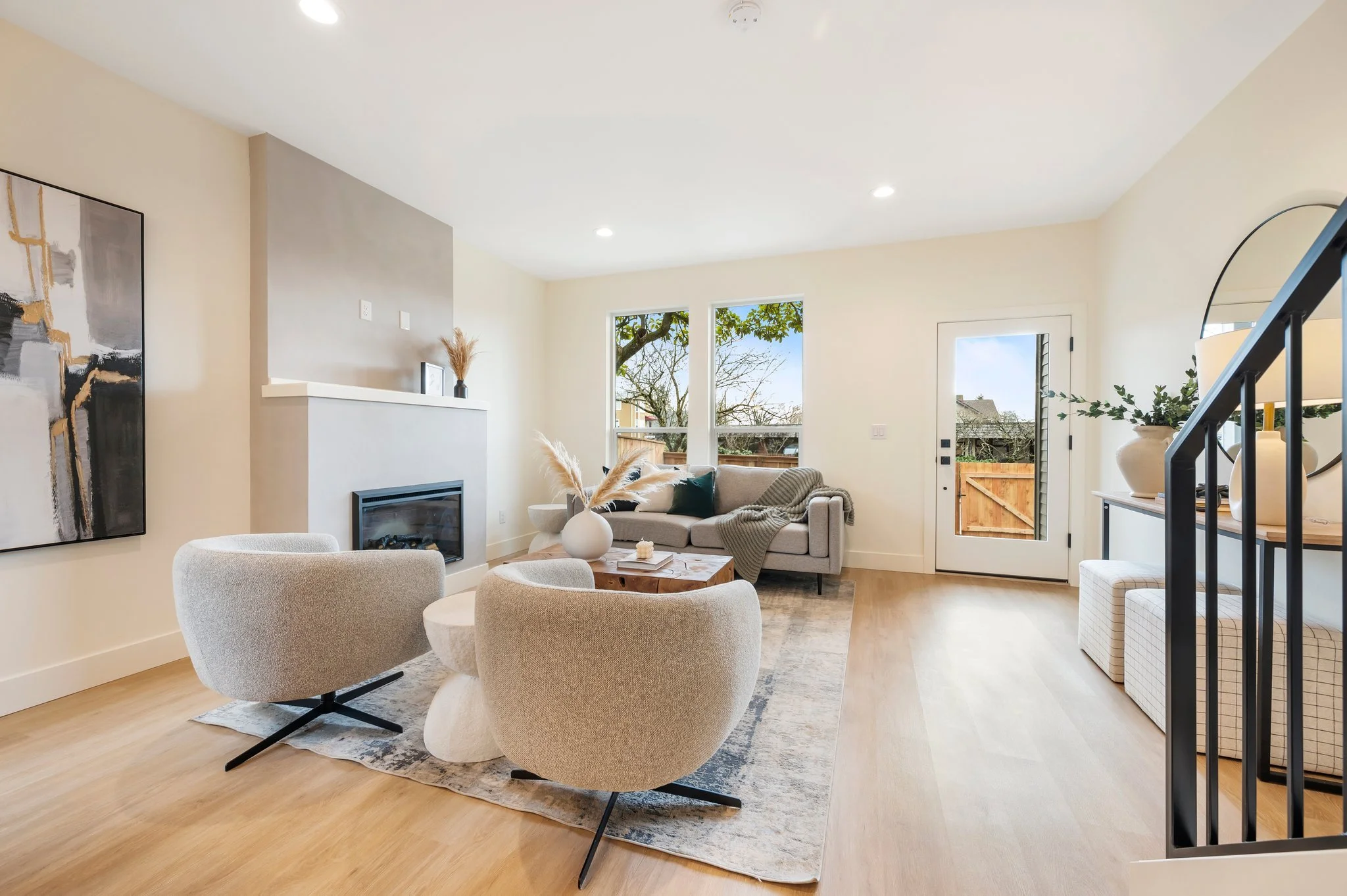 44-web-or-mls-104 E 30th St-35.jpg