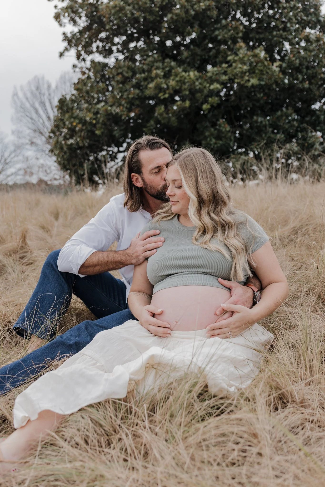 ncma-park-raleigh-maternity-session-open-field.jpg