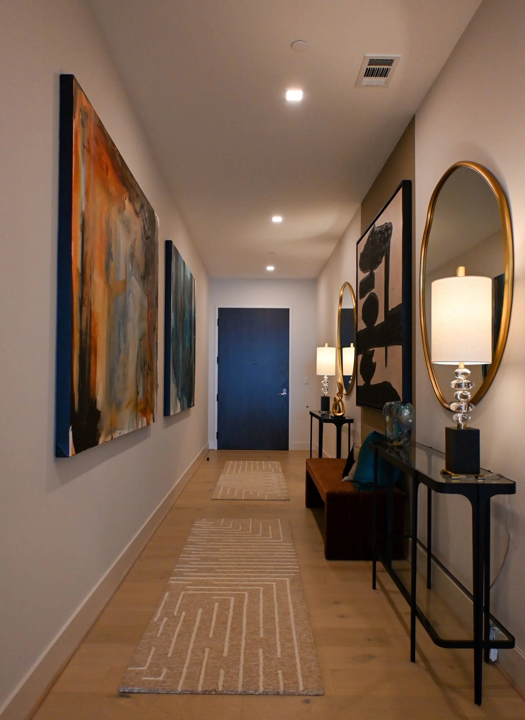 Houston-Modern-Style-High-Rise1.jpg