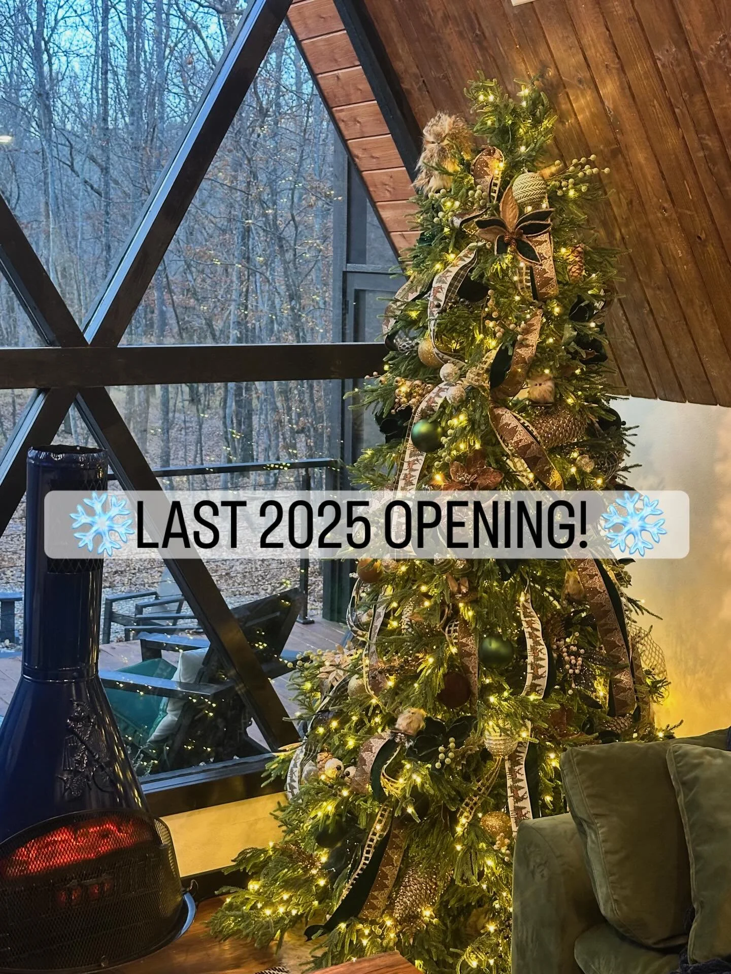 ✨ The Very Last Days of 2025&hellip; ✨

This is it: one final chance this year to wrap yourself in holiday magic at Brookhaven Bliss. This Monday through Thursday, is last available stay of the season in our most enchantingly decorated cabin. Think w