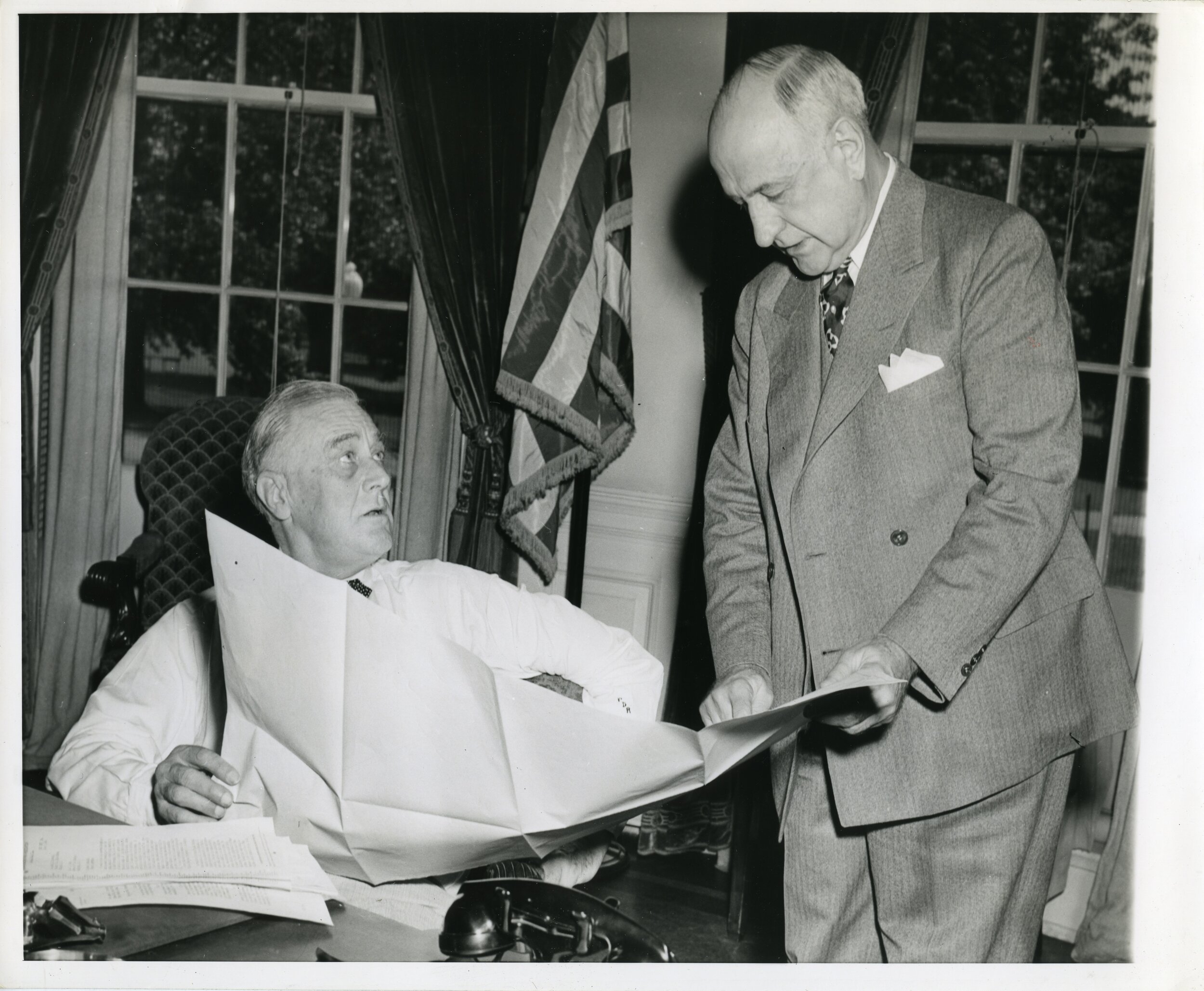 FDR and Amon in White House   Roosevelt_Franklin_1933-1944_001.jpg