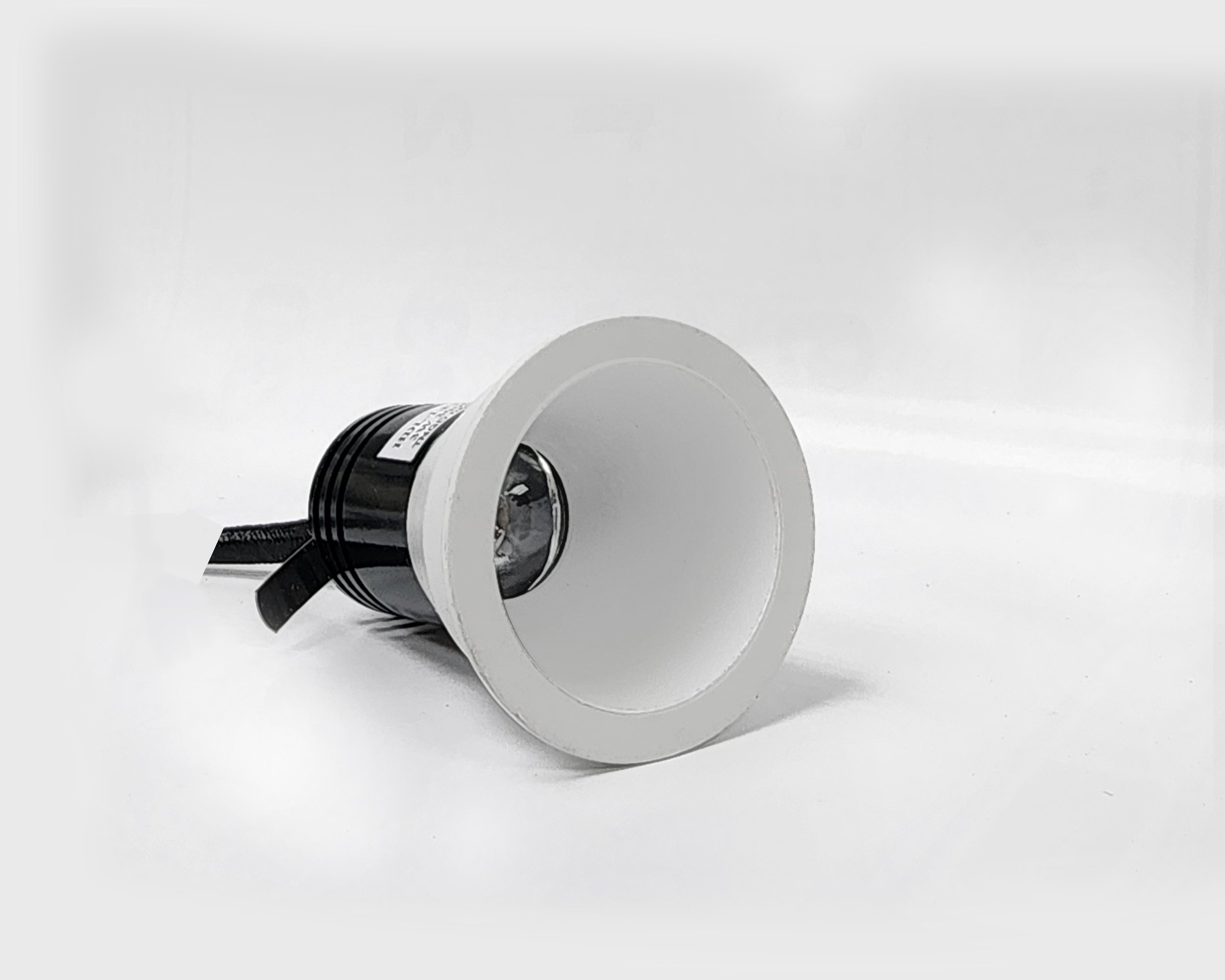 HDL LED 138 1w.jpg