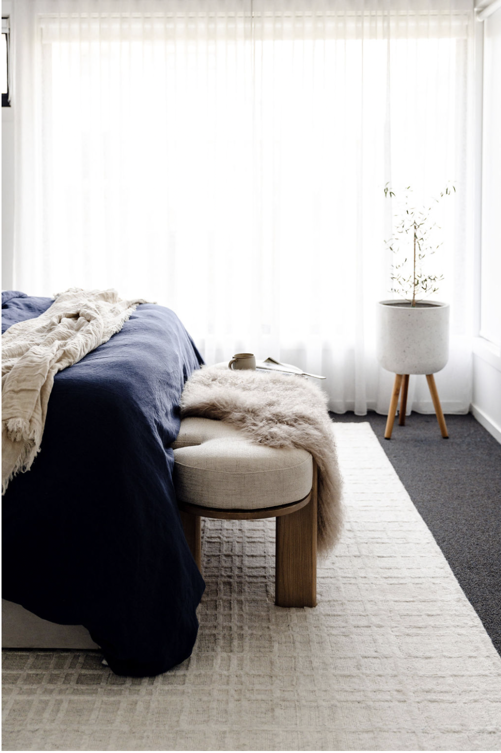 bedroom rug placement