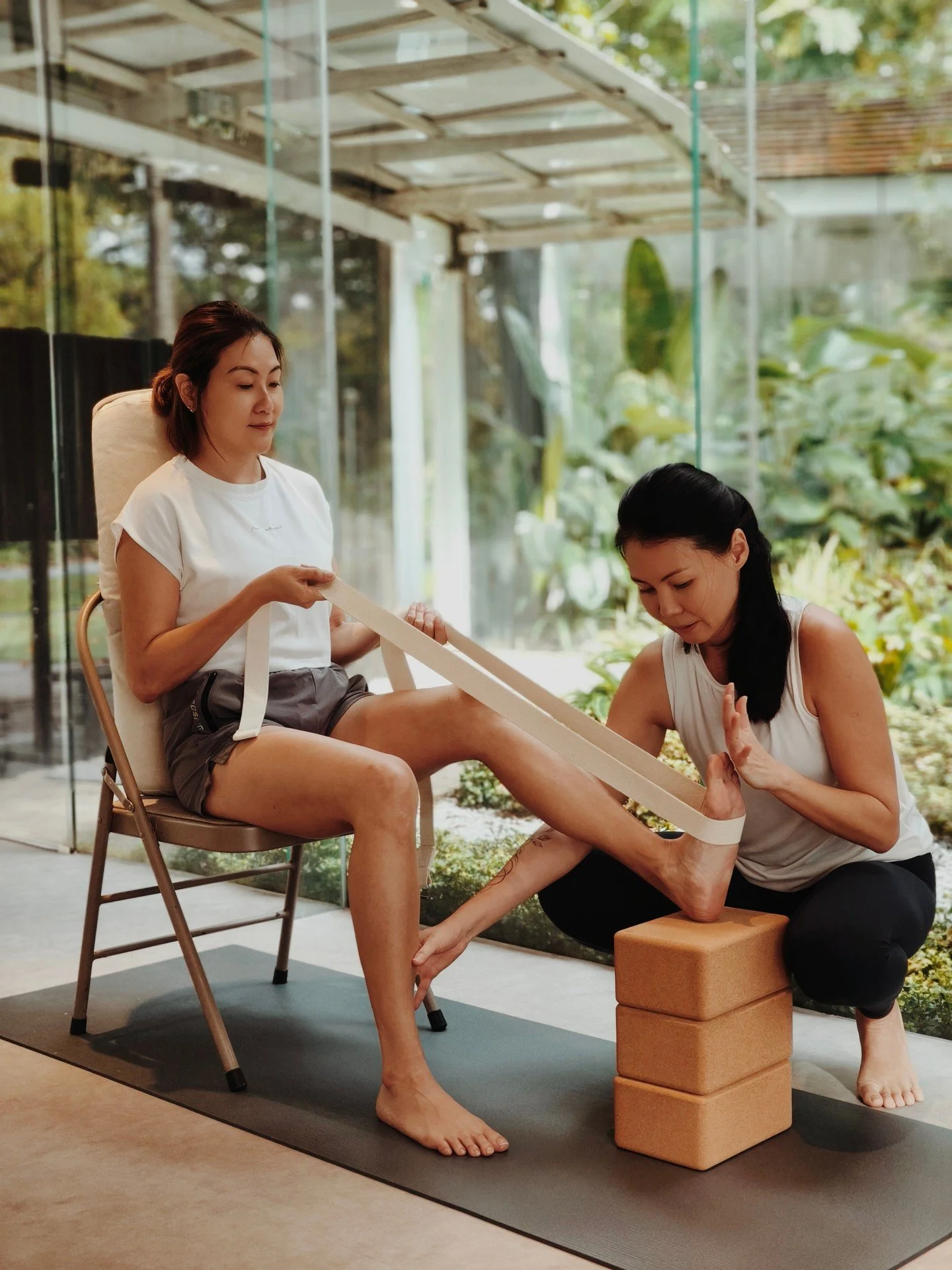 🔥 Early Bird pricing ends today 🔥 30hr CET: An Inclusive &amp; Adaptive Approach to Yoga - intake commencing January 31!

Here's a look at the curriculum covered in this module:
📚 Yoga for All: Inclusivity and Diversity in yoga

📚 Adaptive Yoga w