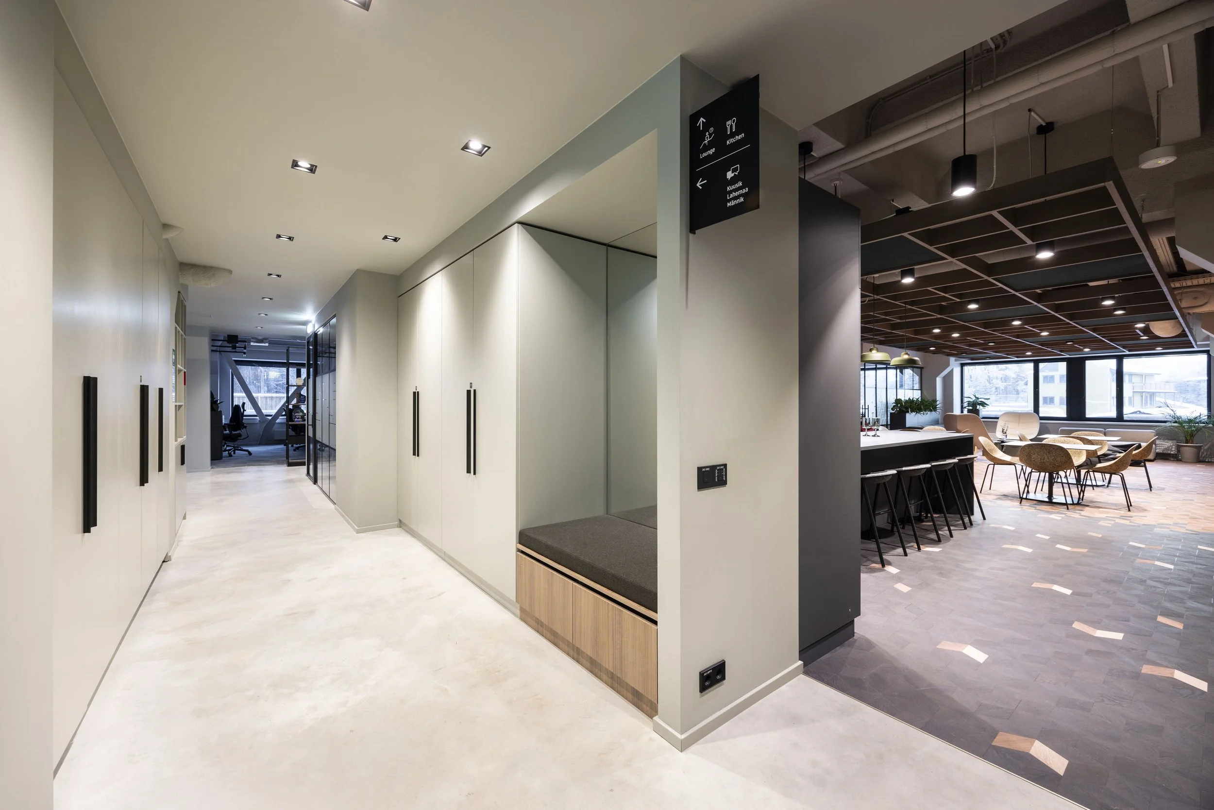 bespoke_office_furniture_holzmaier_dc03.jpg