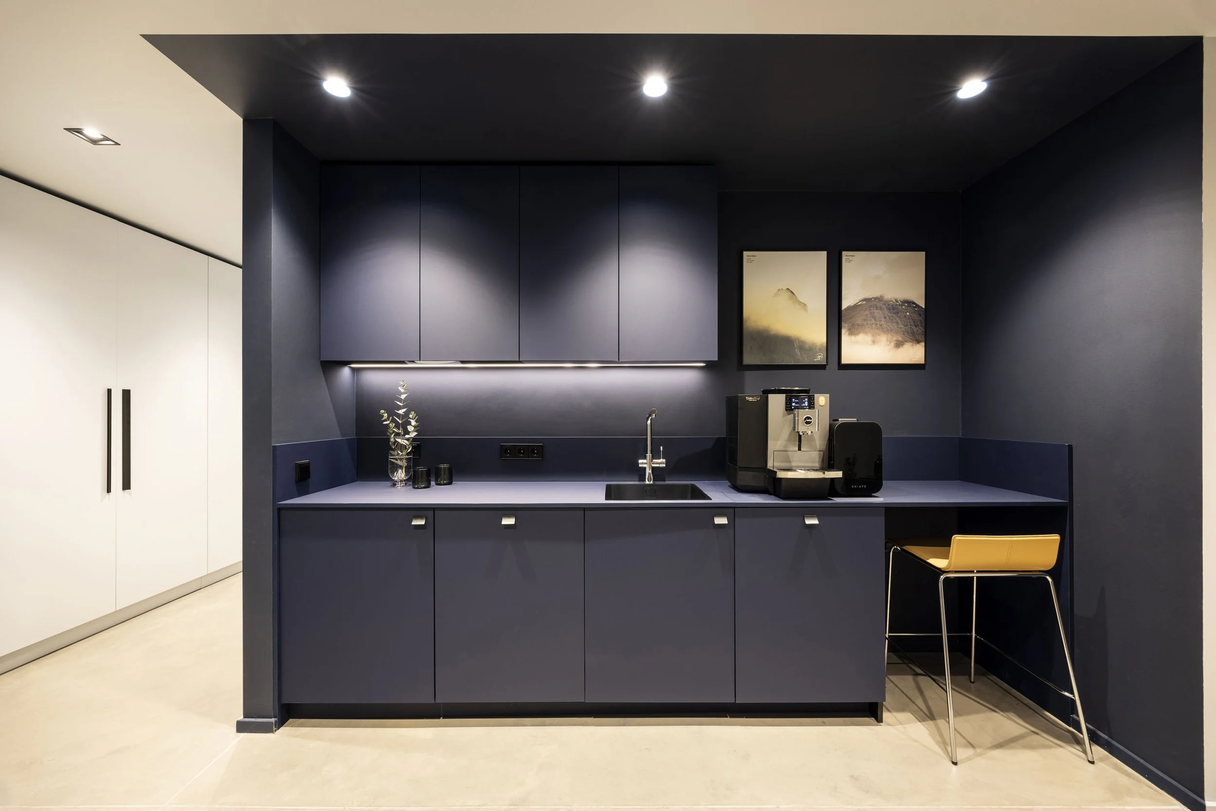 bespoke_office_furniture_holzmaier_dc09.jpg