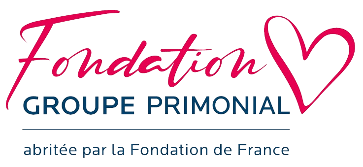 Logo de la Fondation Groupe Primonial avec un cœur dessiné à côté, mentionnant qu'elle est abritée par la Fondation de France.