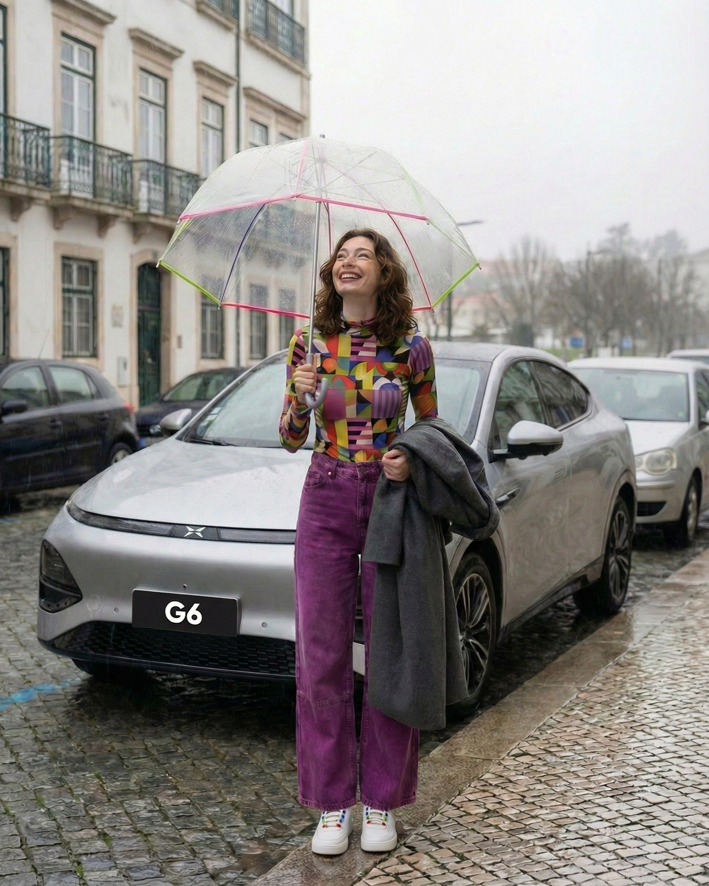 Tempestades passam.
Os chap&eacute;us ficam na mala do XPENG G6... para sempre. ☔️🚗

Storms pass.
Umbrellas stay in the XPENG G6 boot... forever. ☔️🚗

#stormmood #xpengg6 #umbrellaarchive #stillcute #raininportugal #pub