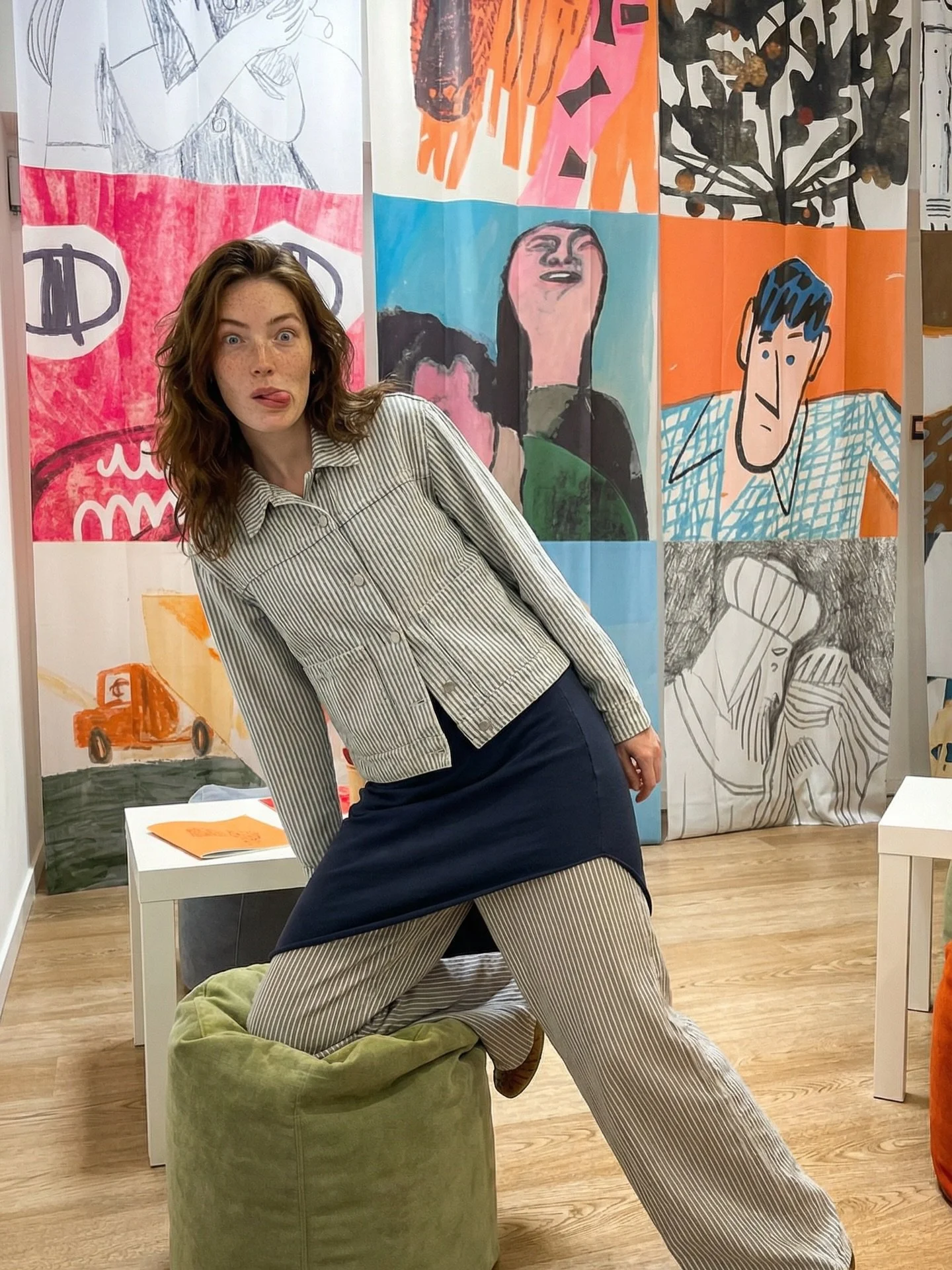 just me and a wall full of talent.
we&rsquo;re fine. 😌

#espacodaconcas #illustrationvibes #casualculture