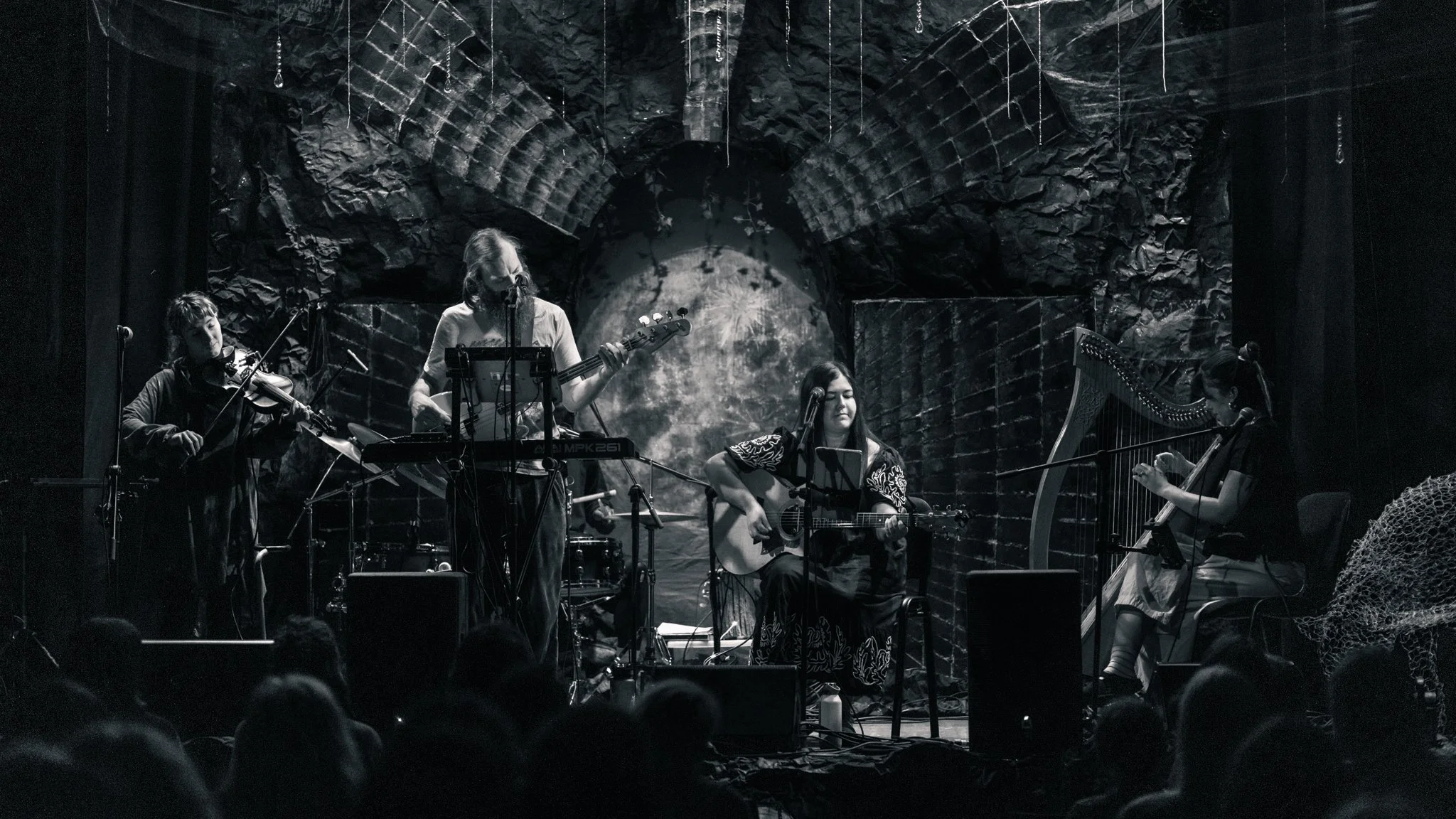 Primary network connections between the Newcastle folk scene, with the lowlands, highlands and islands of Scotland.