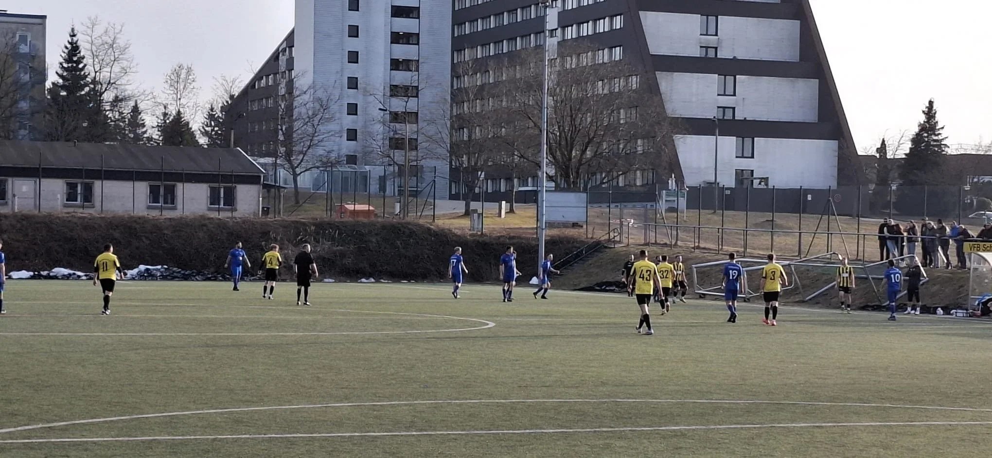 Last-Minute-Freistoß rettet Punkt für die Zweite