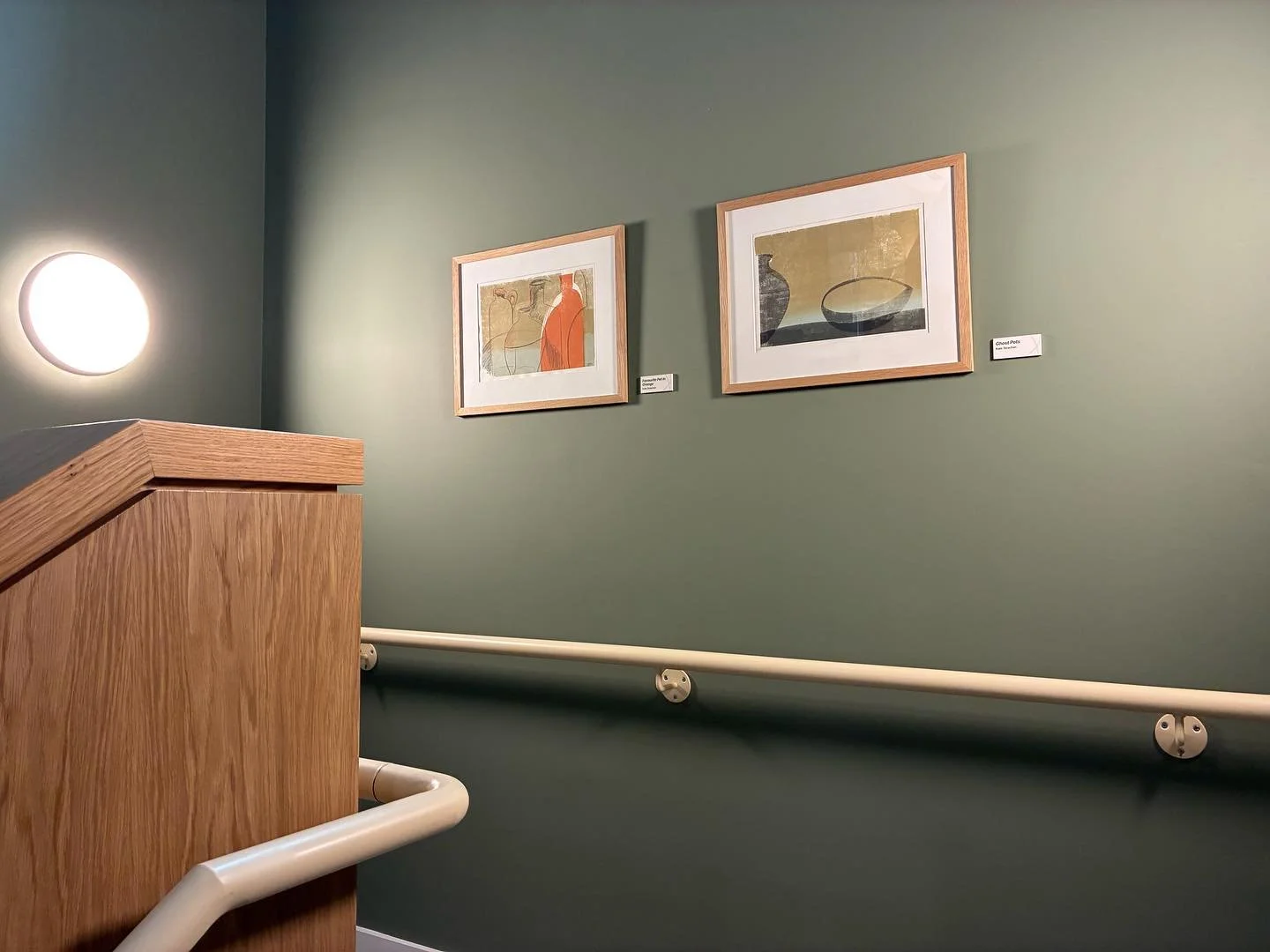 Two of my mono screen prints in a great spot, against a luscious green @sussexuni Health and Wellbeing Centre, along with lots of other lovely work from Sussex artists. 
#artforwellbeing #publicartmatters #sussexuniversitycampus